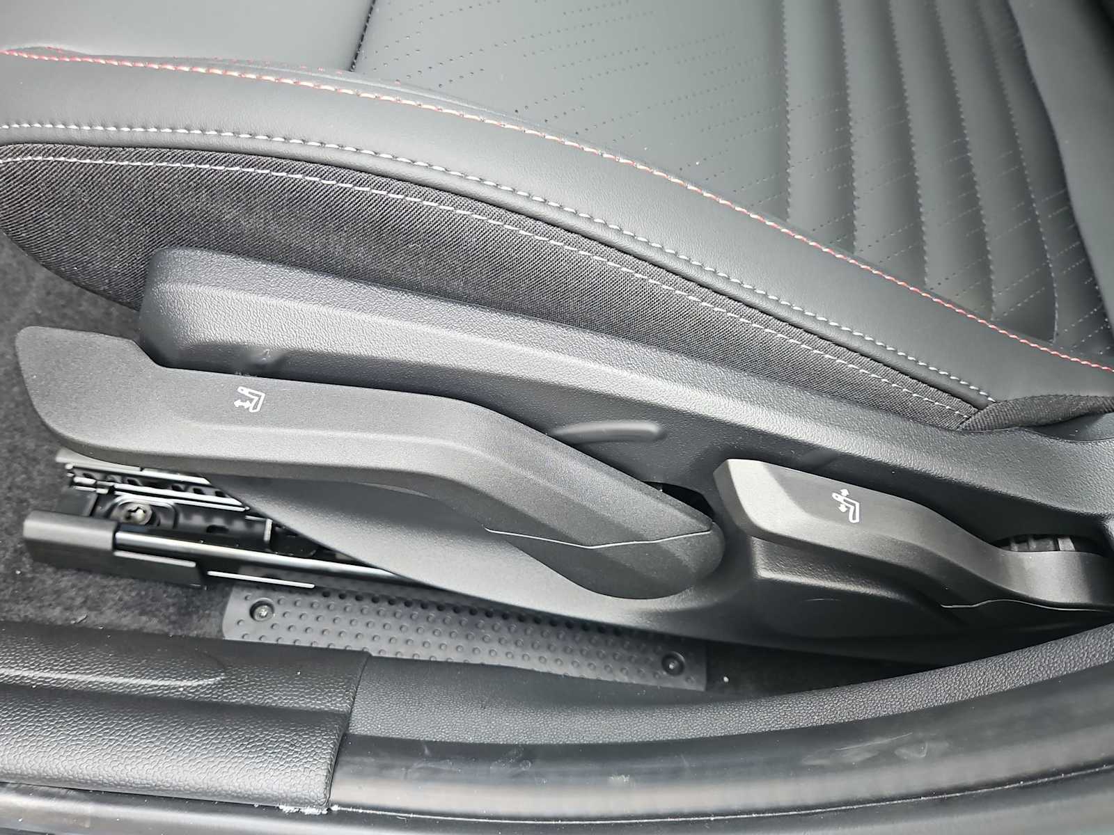 Thumbnail: 2026 MINI Cooper Hardtop - 16