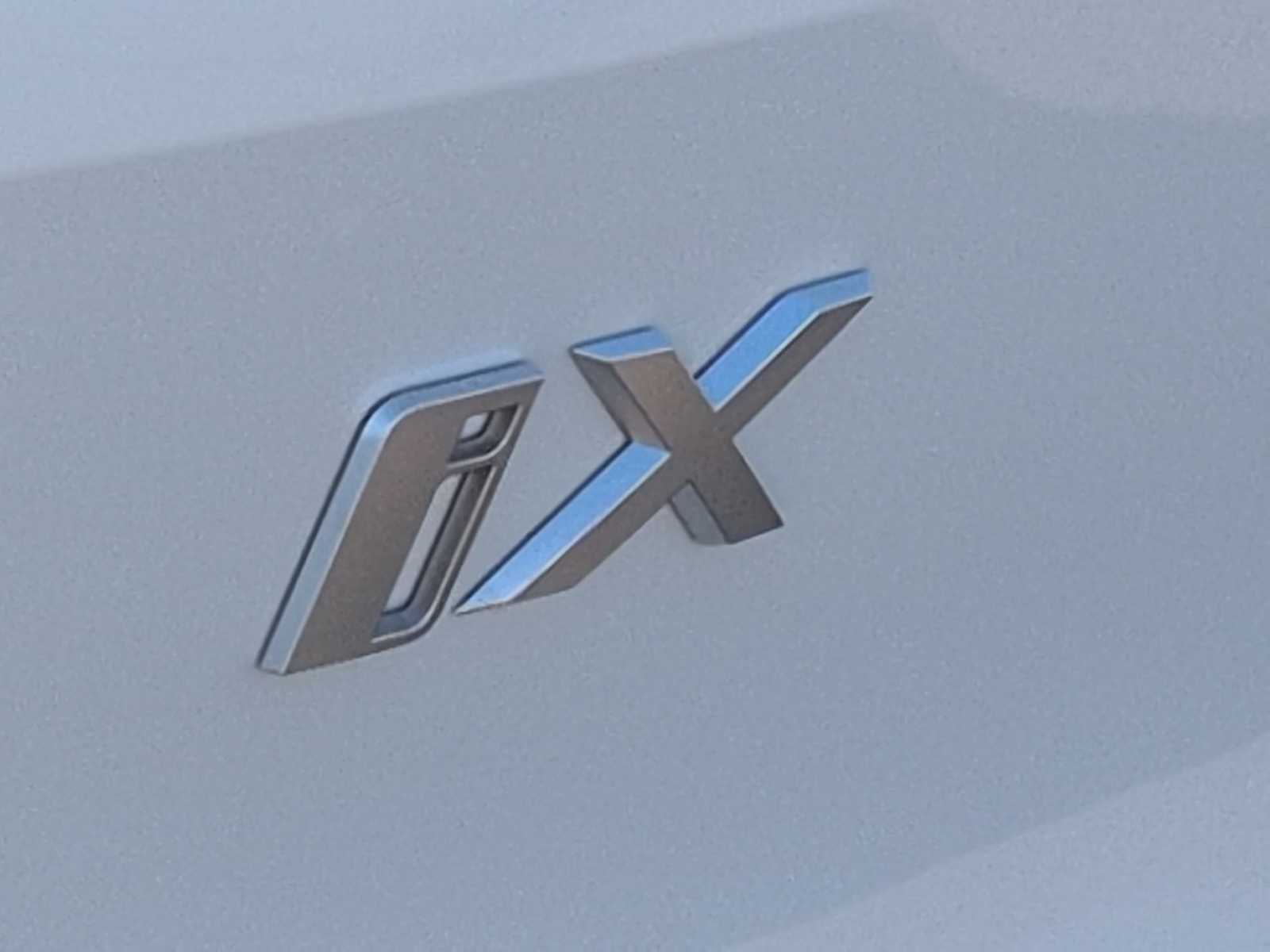 Thumbnail: 2026 BMW iX - 13