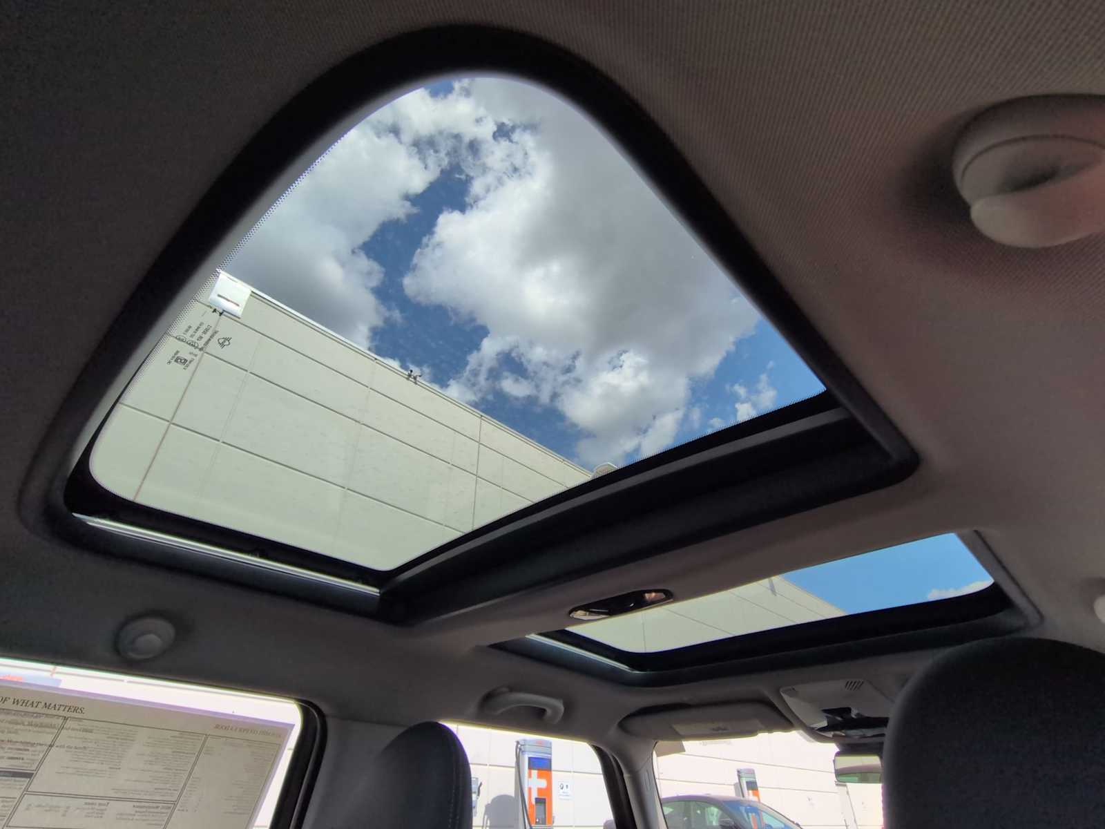 Thumbnail: 2026 MINI Cooper Hardtop - 23