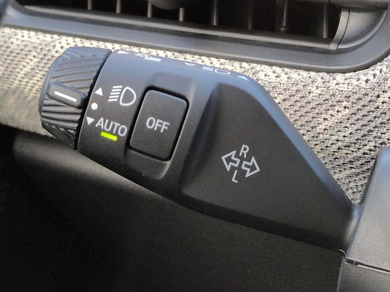 Thumbnail: 2026 MINI Cooper Hardtop - 27