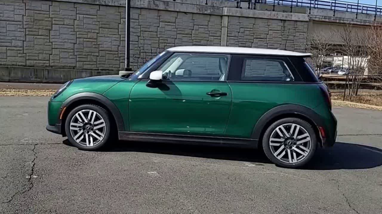 Thumbnail: 2025 MINI Cooper Hardtop - 5