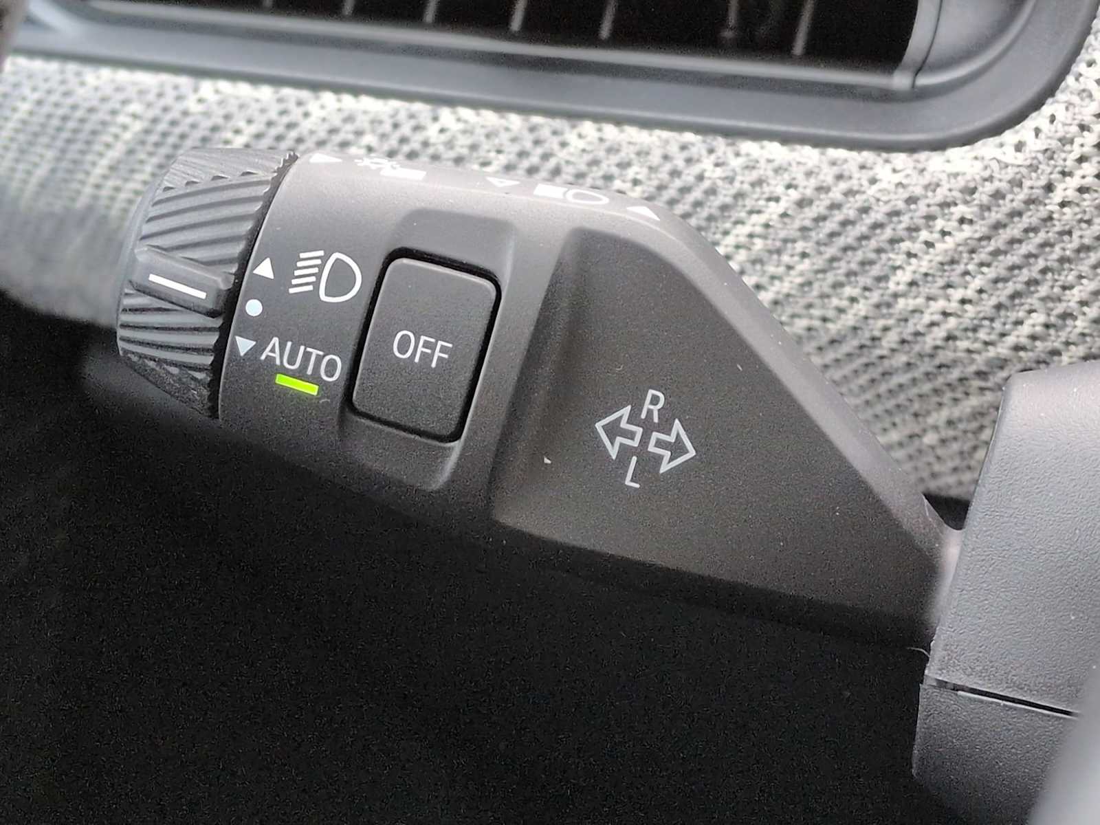 Thumbnail: 2026 MINI Cooper Hardtop - 27