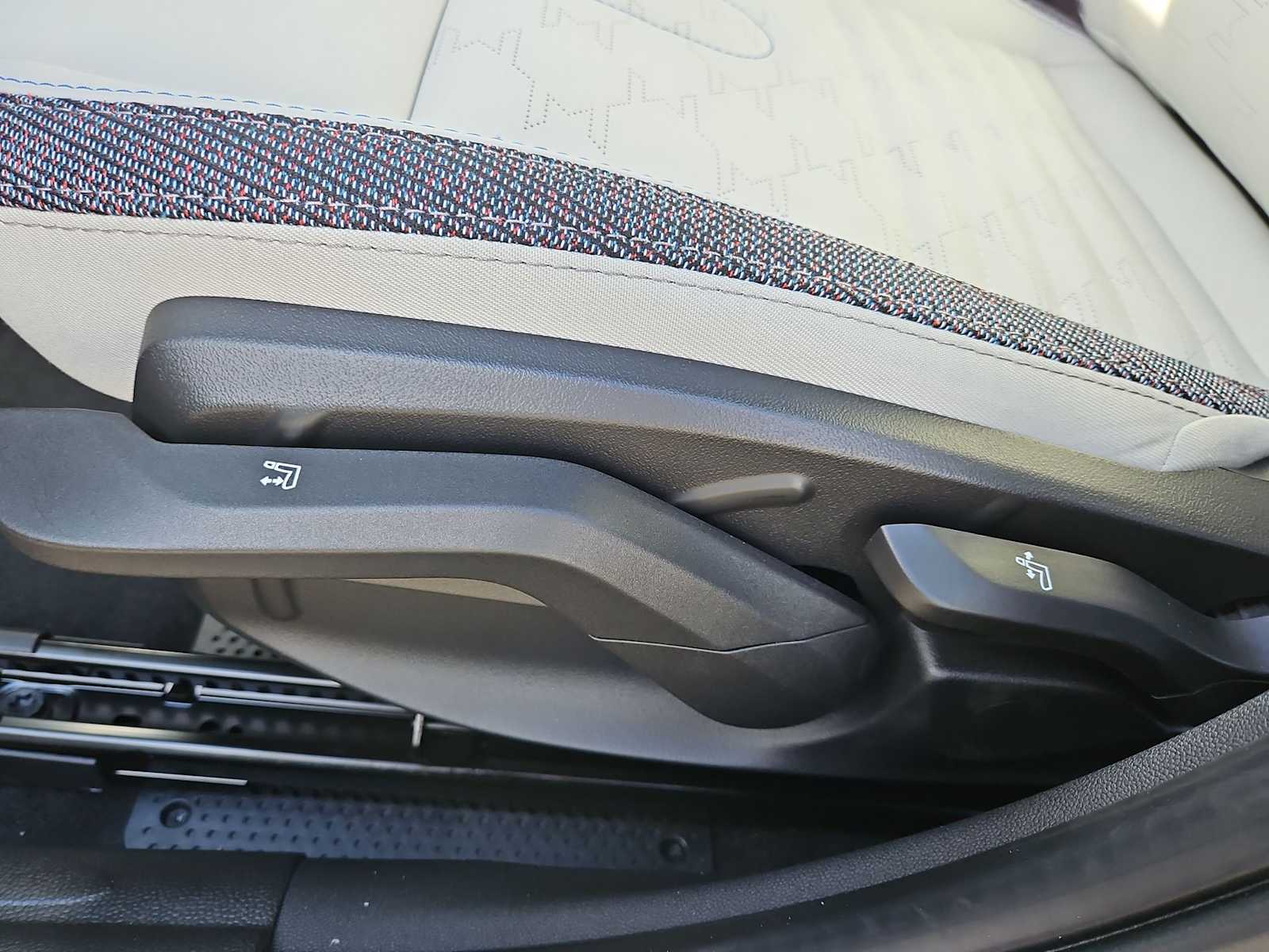 Thumbnail: 2026 MINI Cooper Hardtop - 17