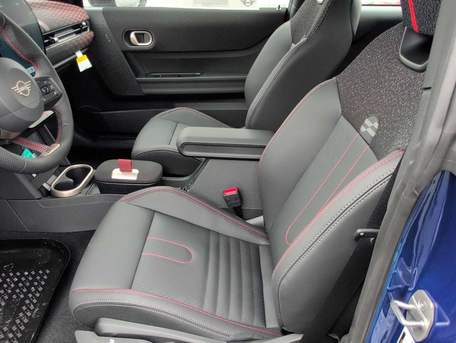 Thumbnail: 2026 MINI Cooper Hardtop - 14