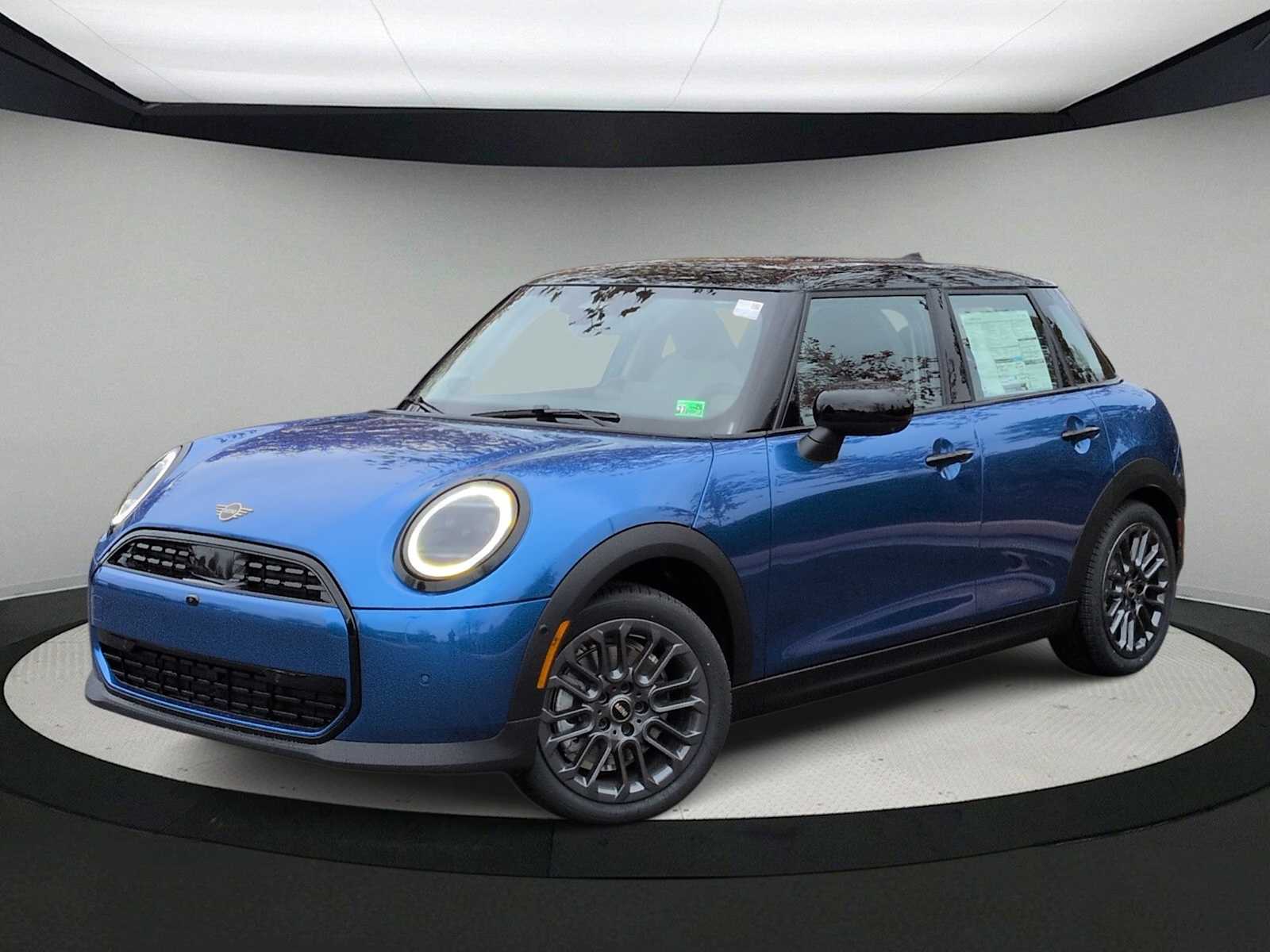 Thumbnail: 2026 MINI Cooper Hardtop - 1