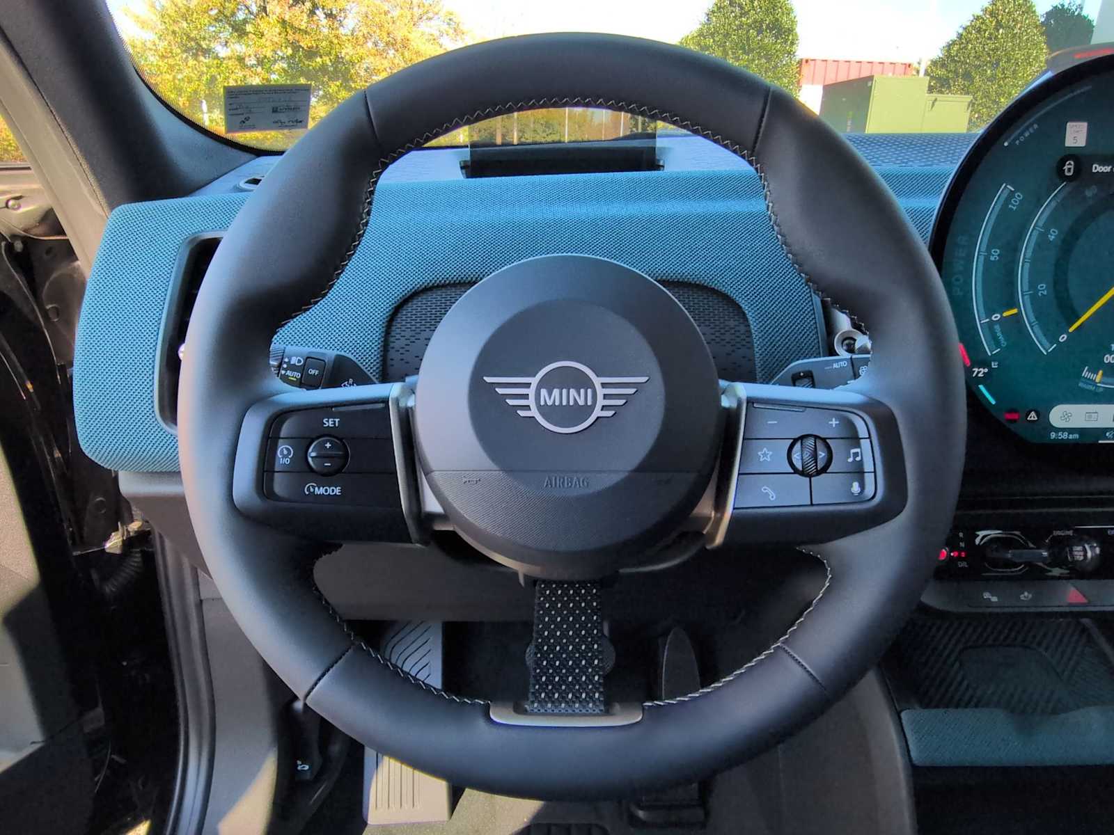 Thumbnail: 2025 MINI Cooper Countryman - 25