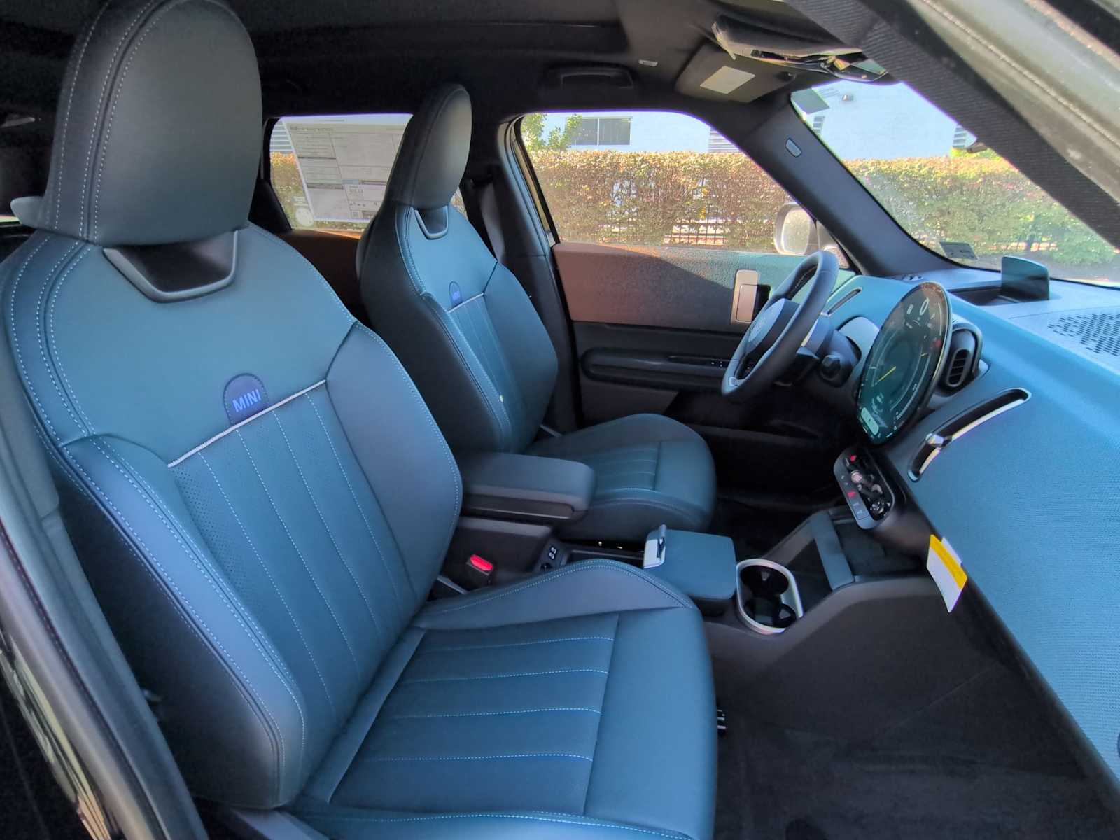 Thumbnail: 2025 MINI Cooper Countryman - 24