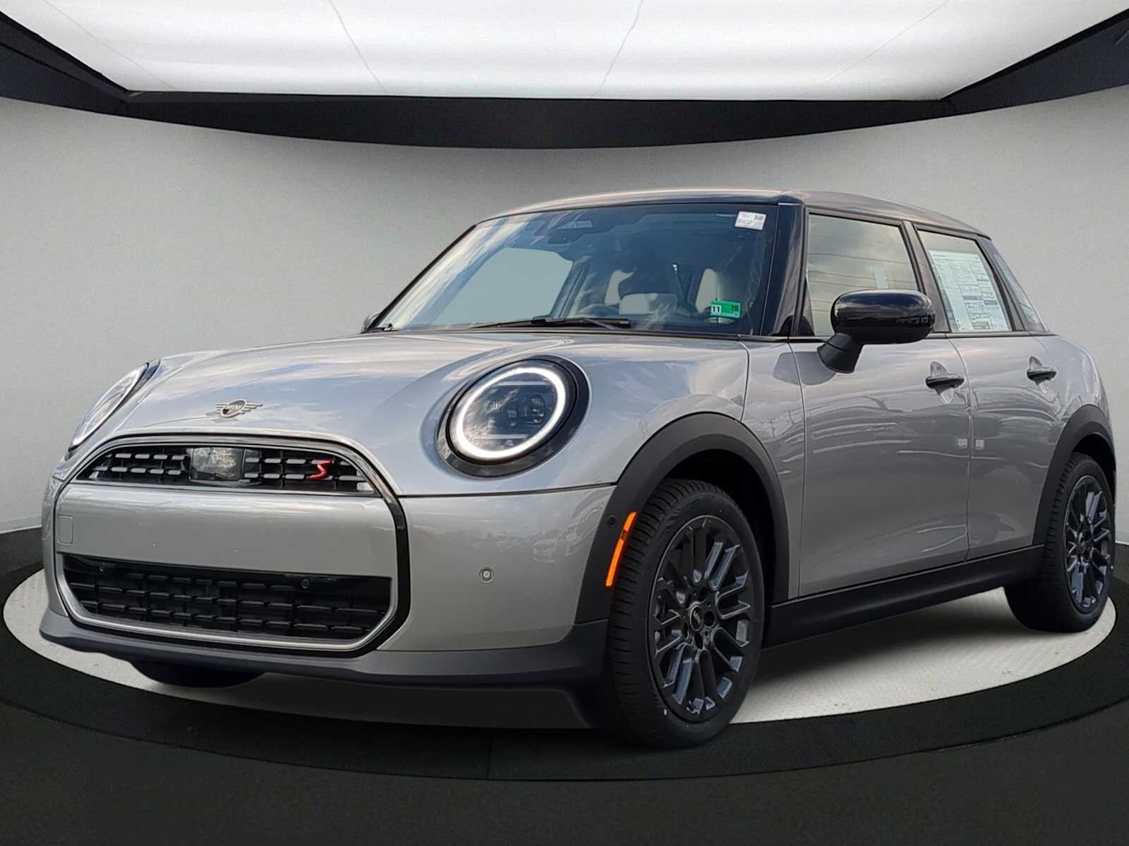 Thumbnail: 2026 MINI Cooper Hardtop - 4