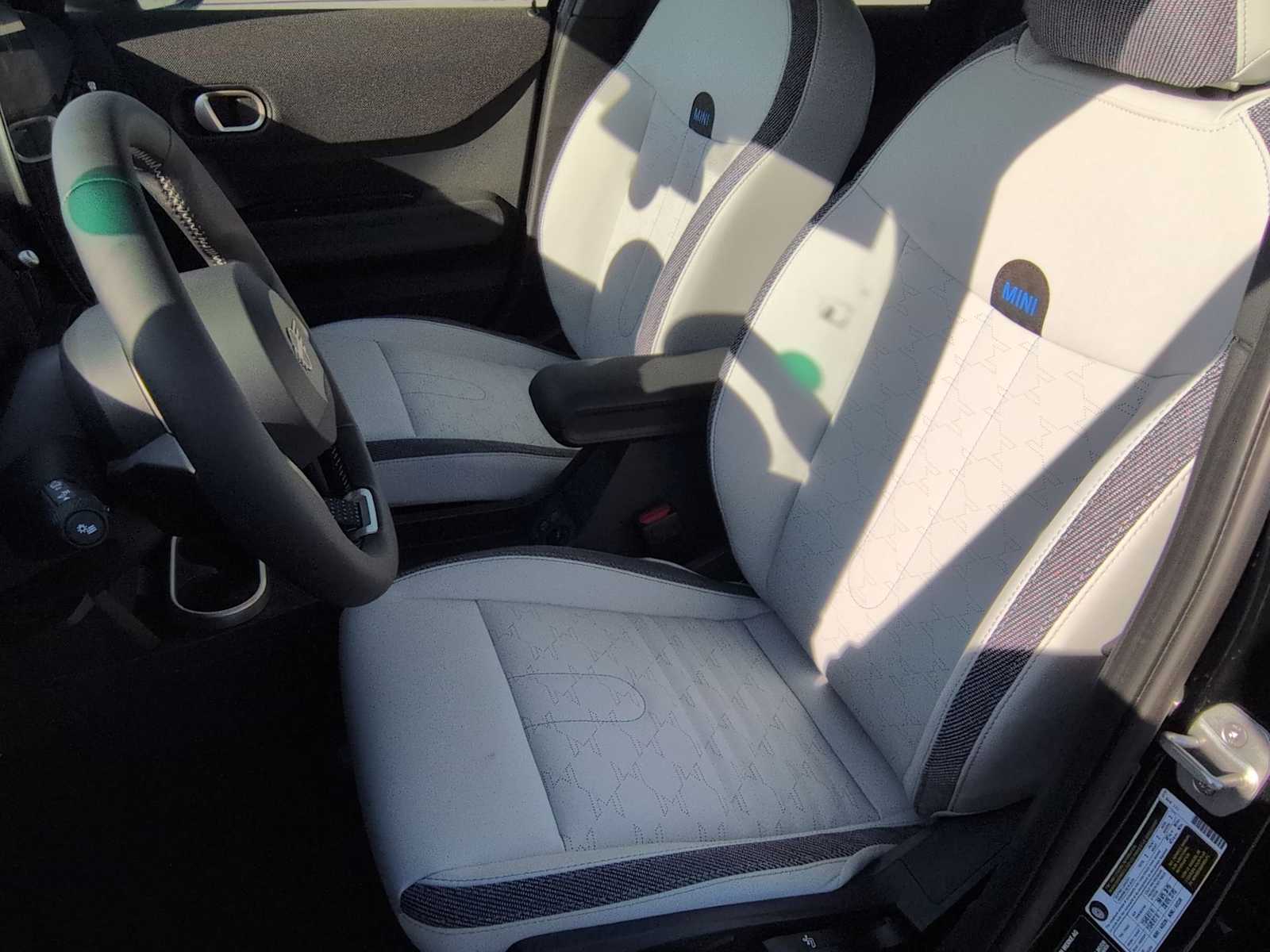 Thumbnail: 2026 MINI Cooper Hardtop - 16