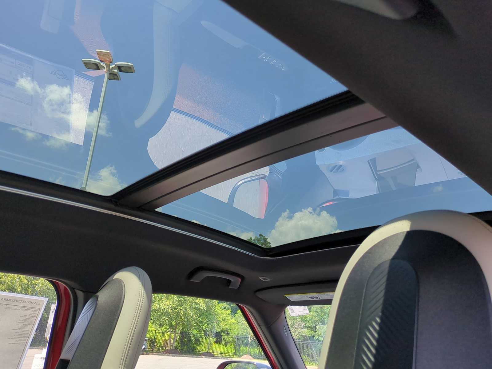 Thumbnail: 2025 MINI Cooper Countryman - 21