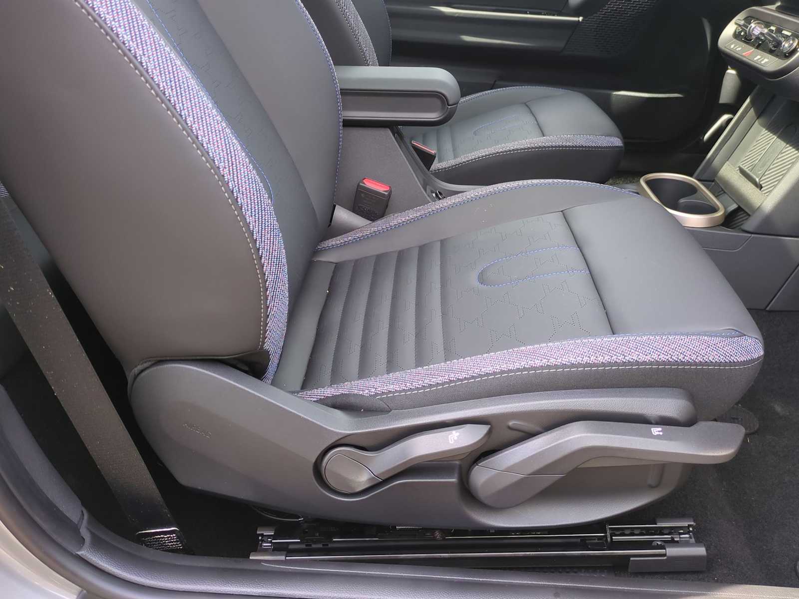 2025 MINI Cooper Hardtop S 11