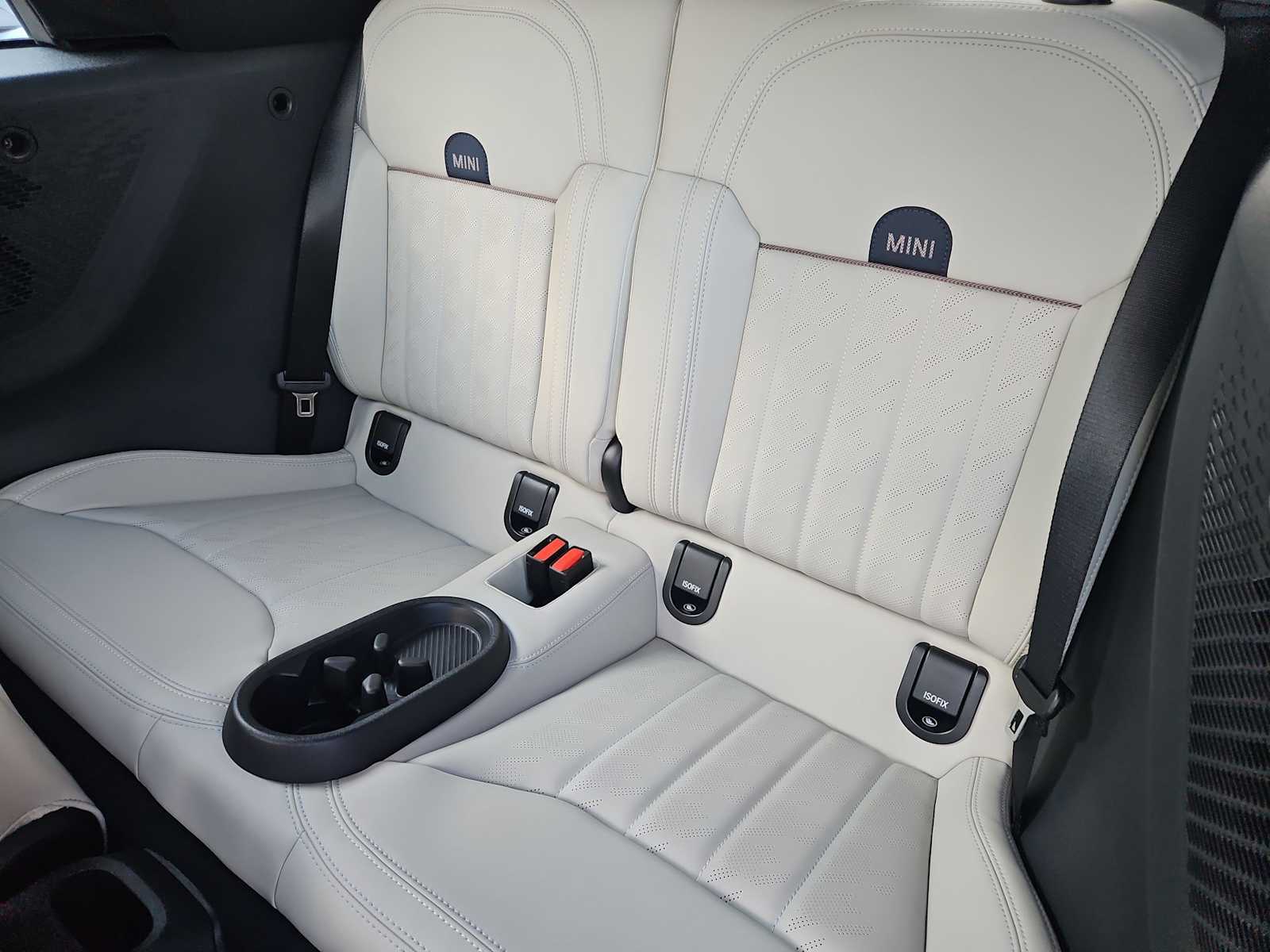 Thumbnail: 2026 MINI Cooper Convertible - 16