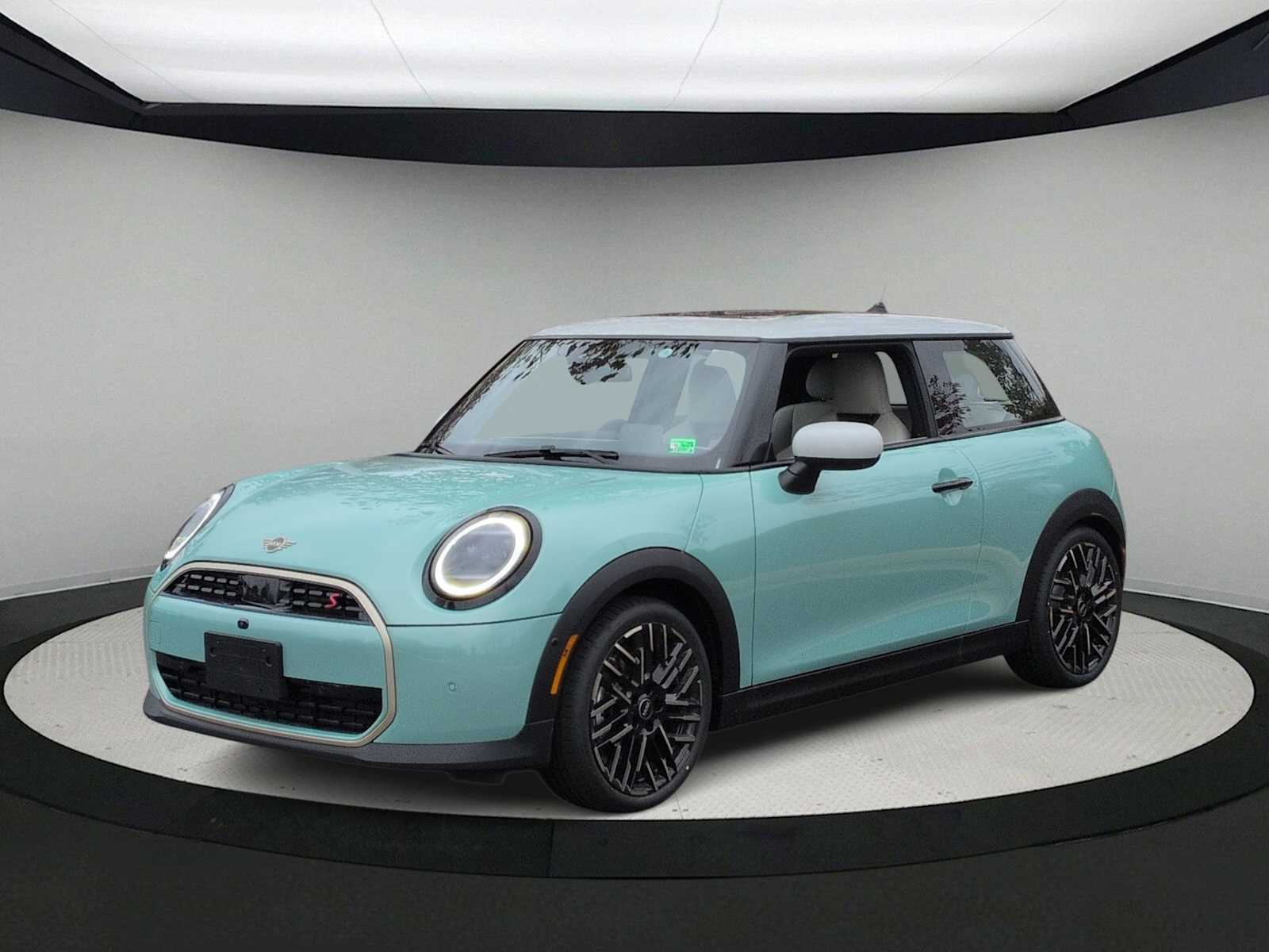 Thumbnail: 2026 MINI Cooper Hardtop - 4