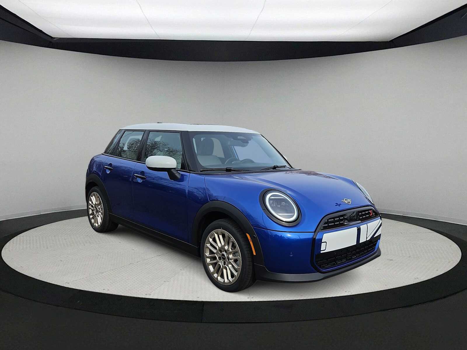 Thumbnail: 2026 MINI Cooper Hardtop - 2