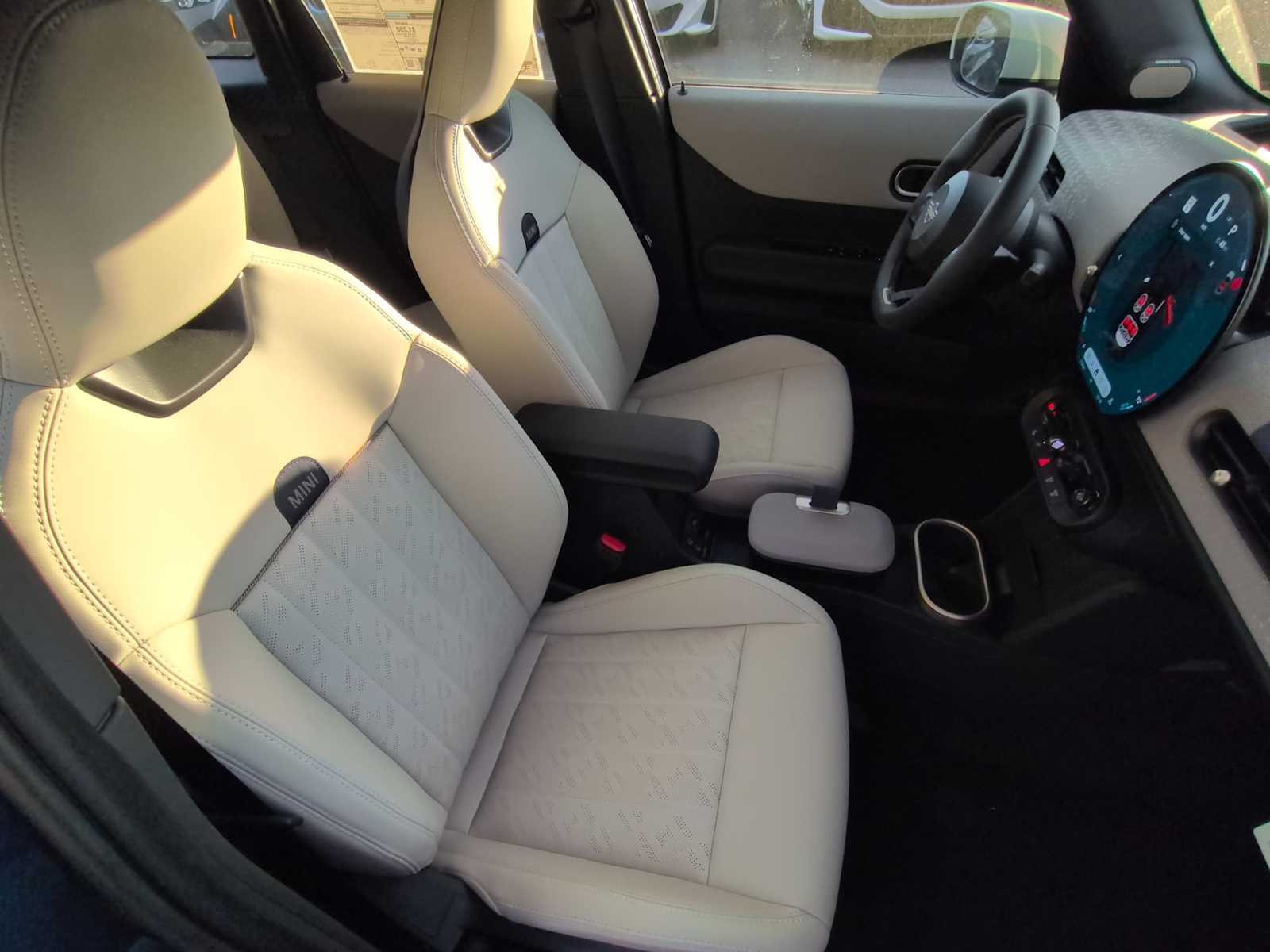 Thumbnail: 2026 MINI Cooper Hardtop - 24