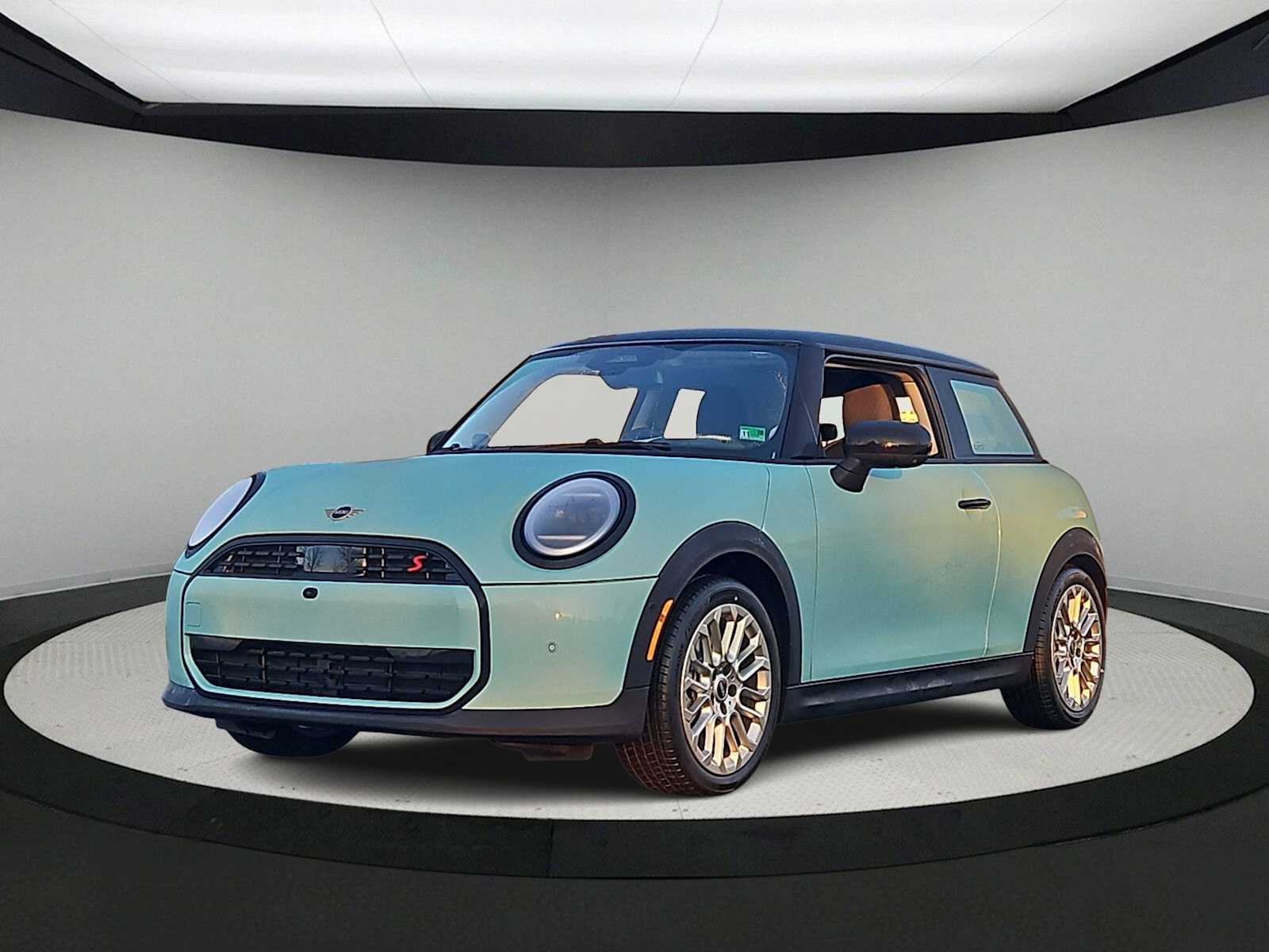 Thumbnail: 2026 MINI Cooper Hardtop - 4