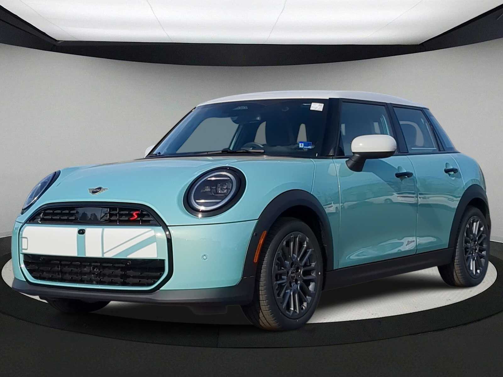 Thumbnail: 2026 MINI Cooper Hardtop - 4