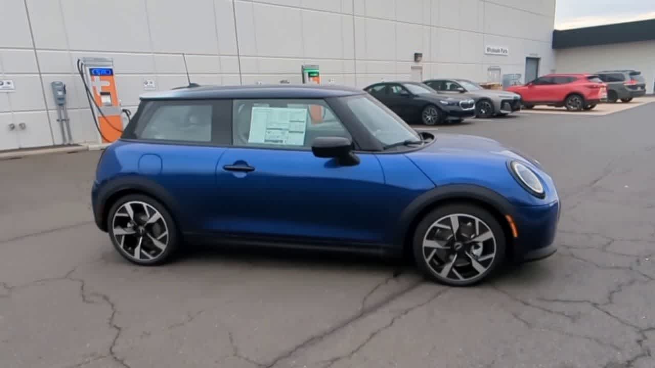 Thumbnail: 2025 MINI Cooper Hardtop - 2