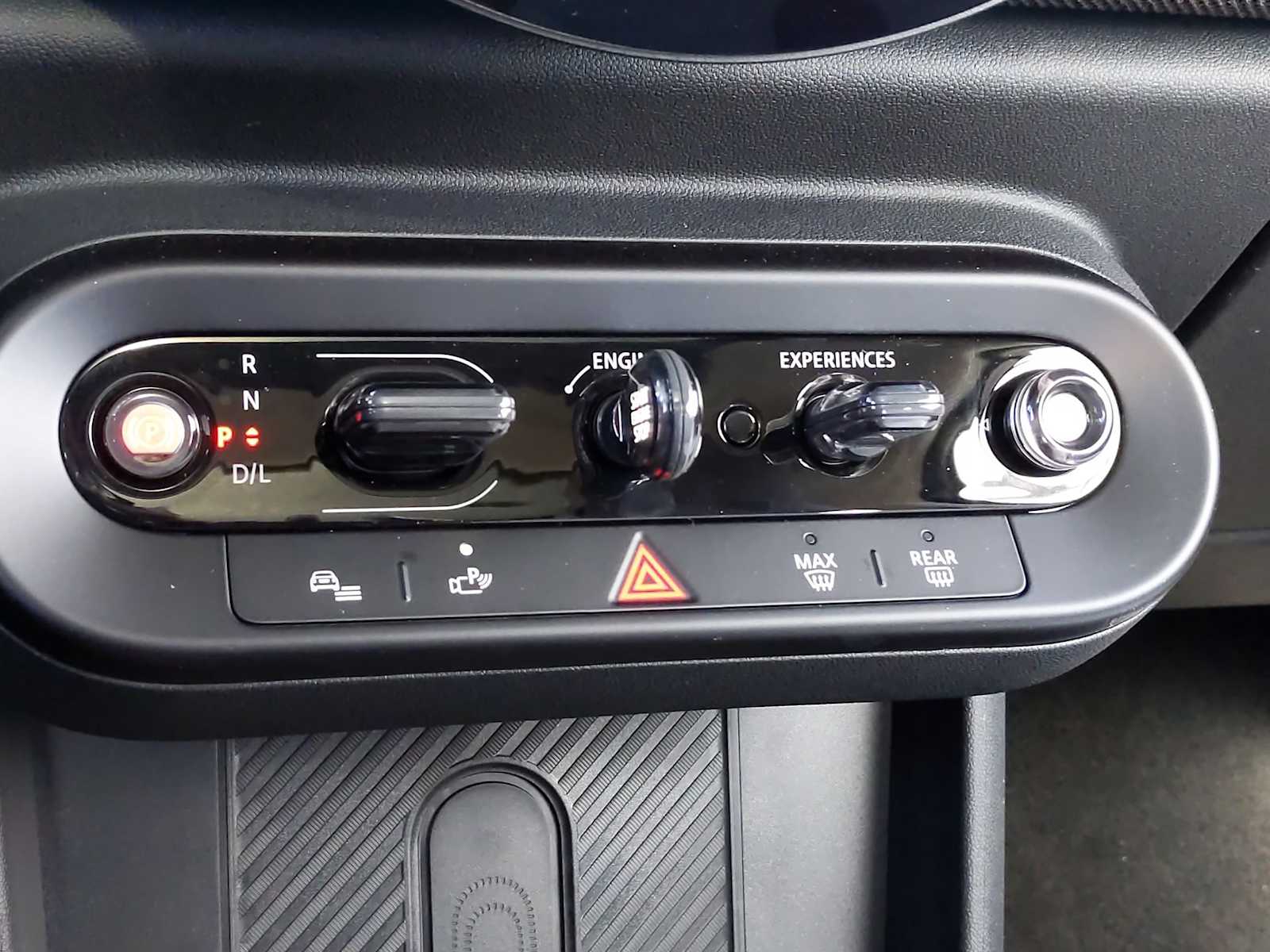 Thumbnail: 2025 MINI Cooper Hardtop - 32