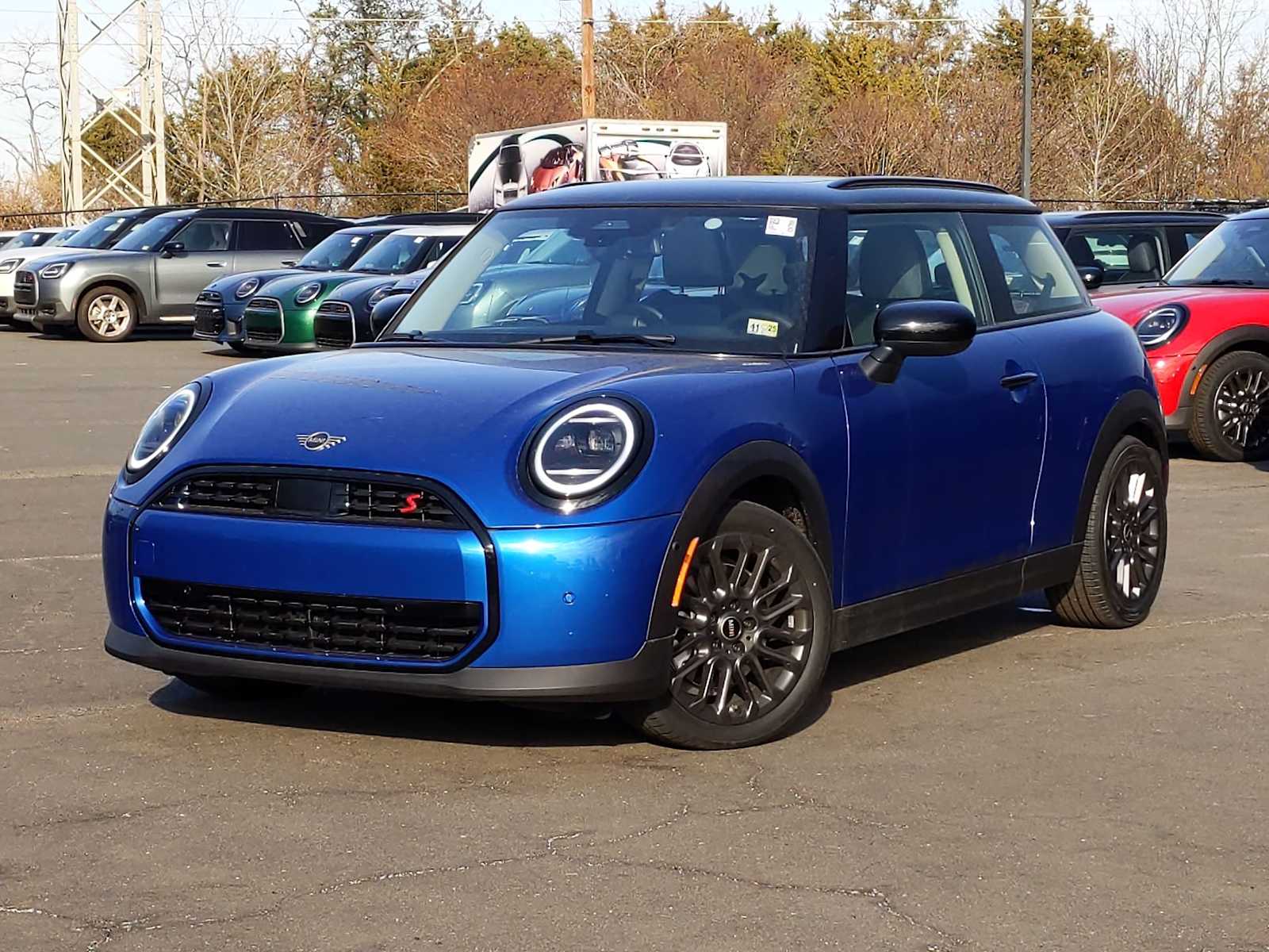 2025 MINI Cooper Hardtop S -
                  Sterling, VA