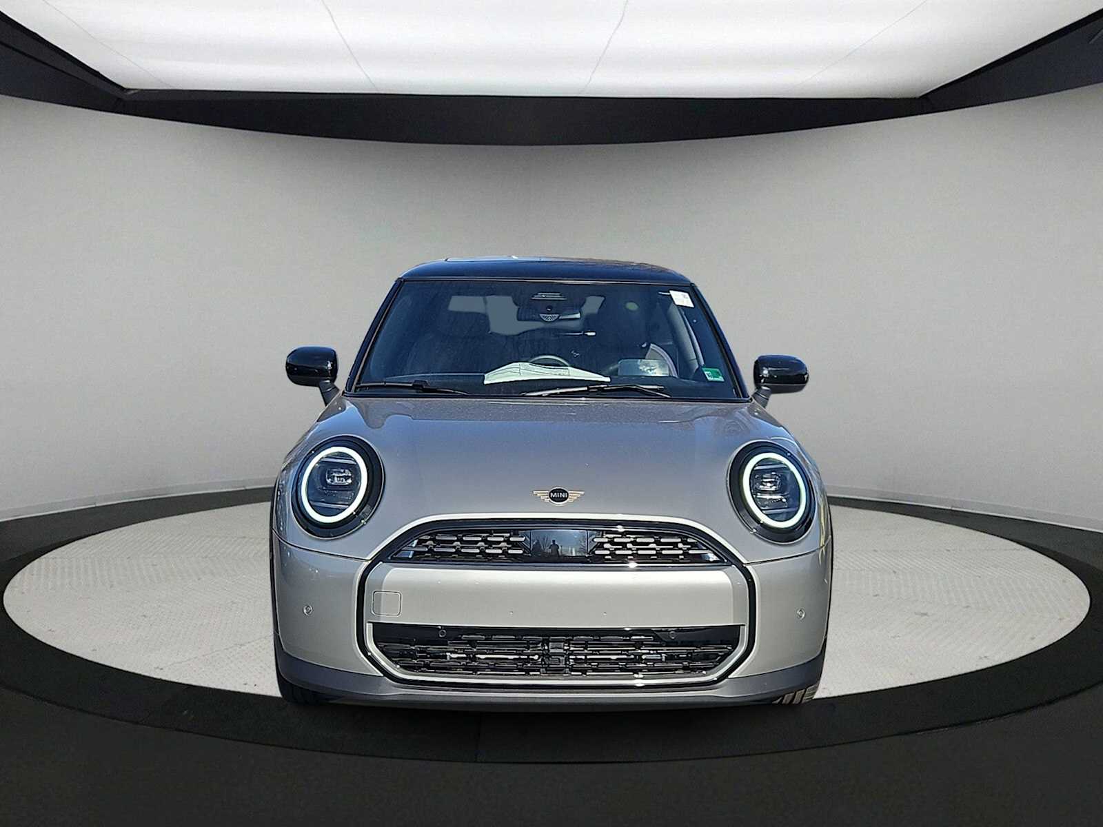 Thumbnail: 2026 MINI Cooper Hardtop - 3