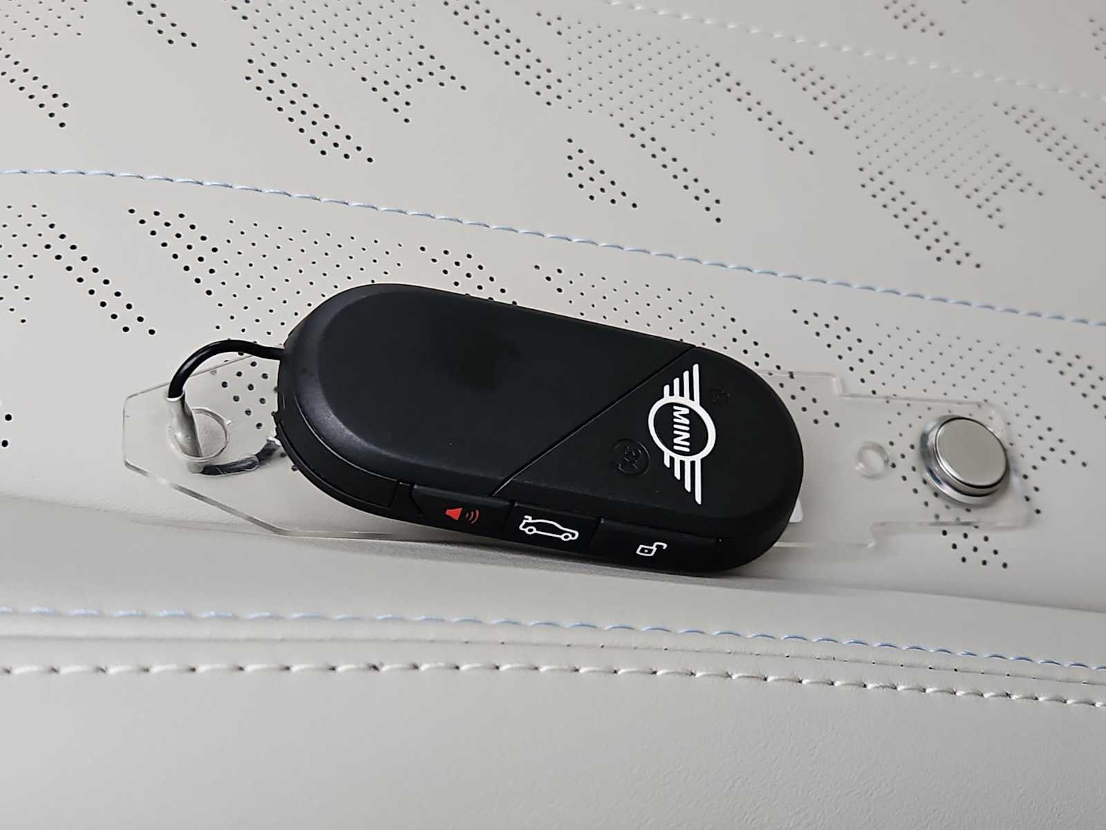 Thumbnail: 2026 MINI Cooper Hardtop - 32