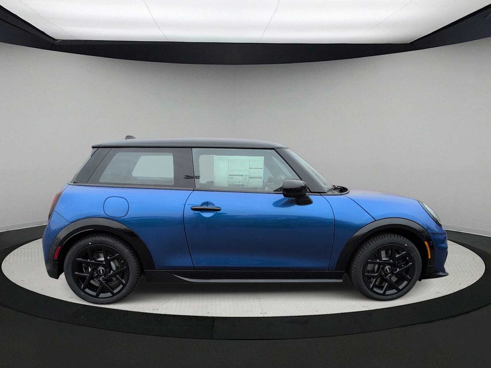 Thumbnail: 2026 MINI Cooper Hardtop - 9