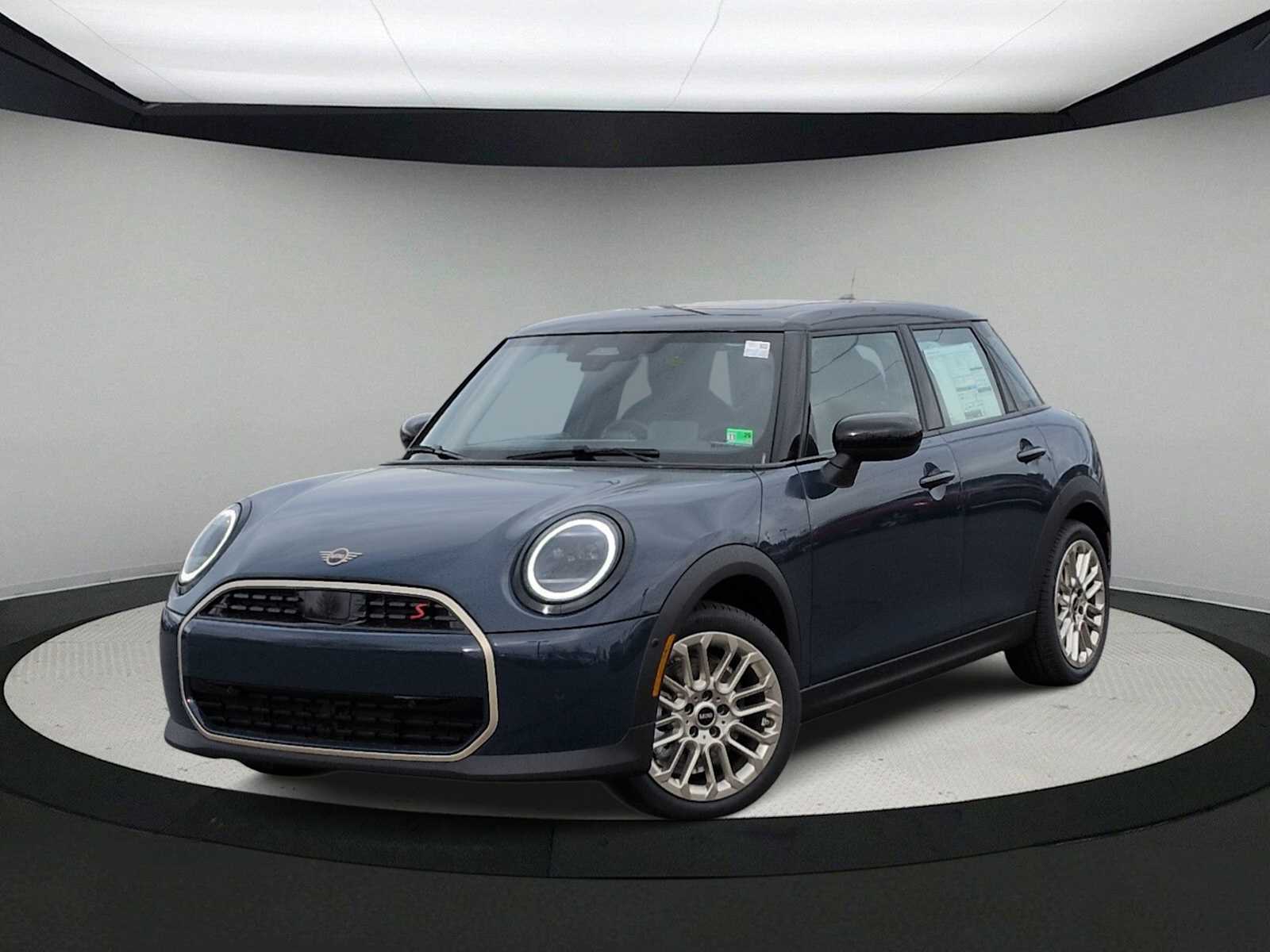 Thumbnail: 2026 MINI Cooper Hardtop - 1