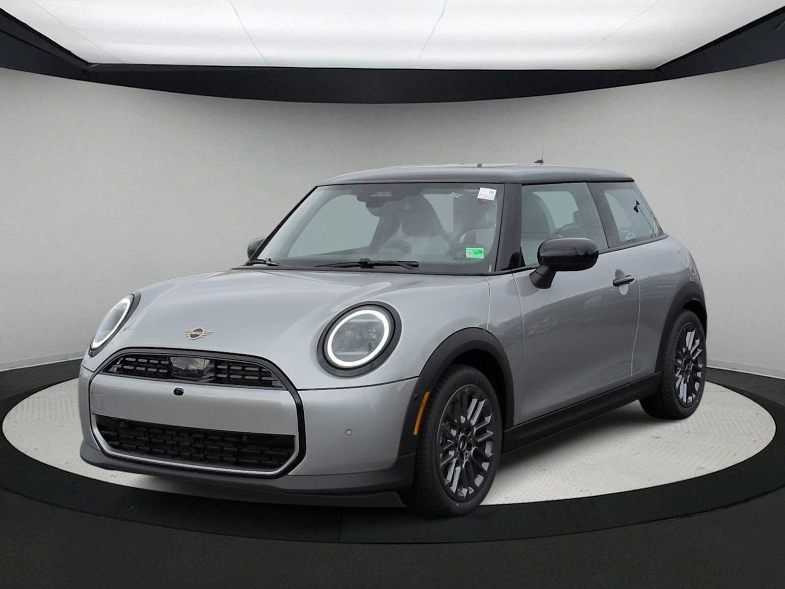 Thumbnail: 2026 MINI Cooper Hardtop - 4