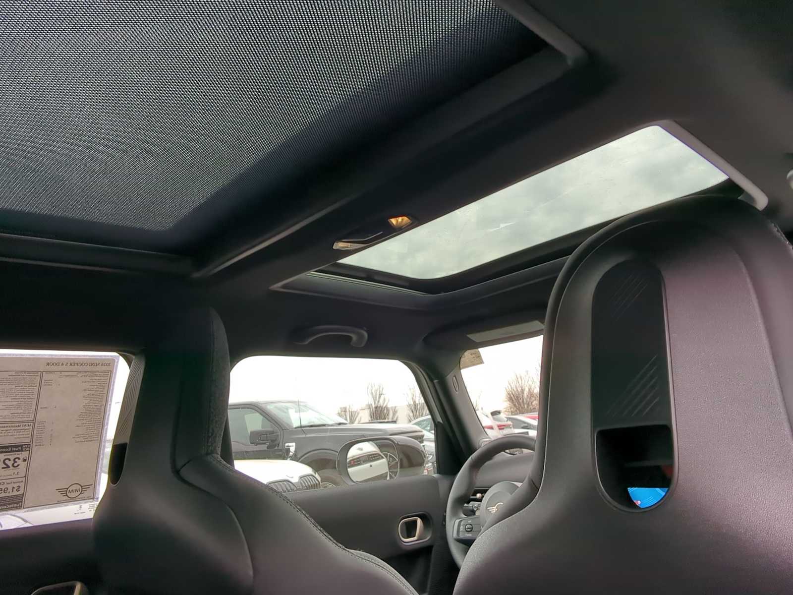 Thumbnail: 2026 MINI Cooper Hardtop - 23