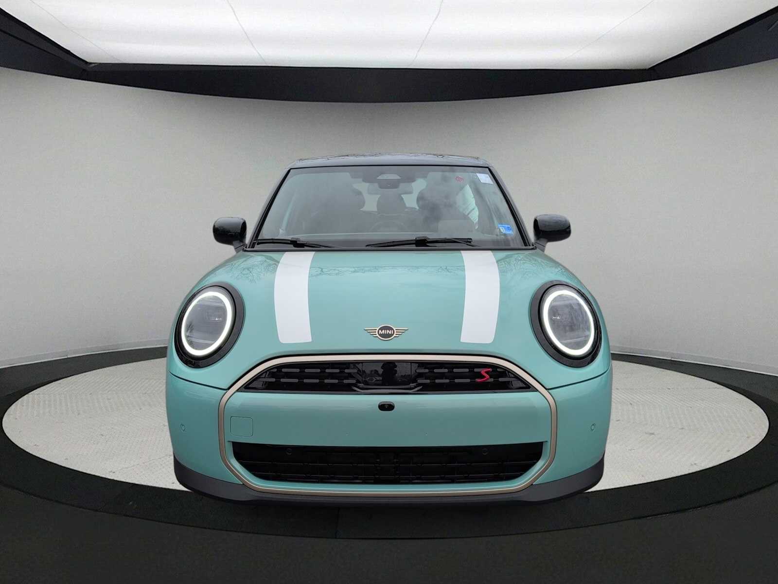 Thumbnail: 2026 MINI Cooper Hardtop - 3