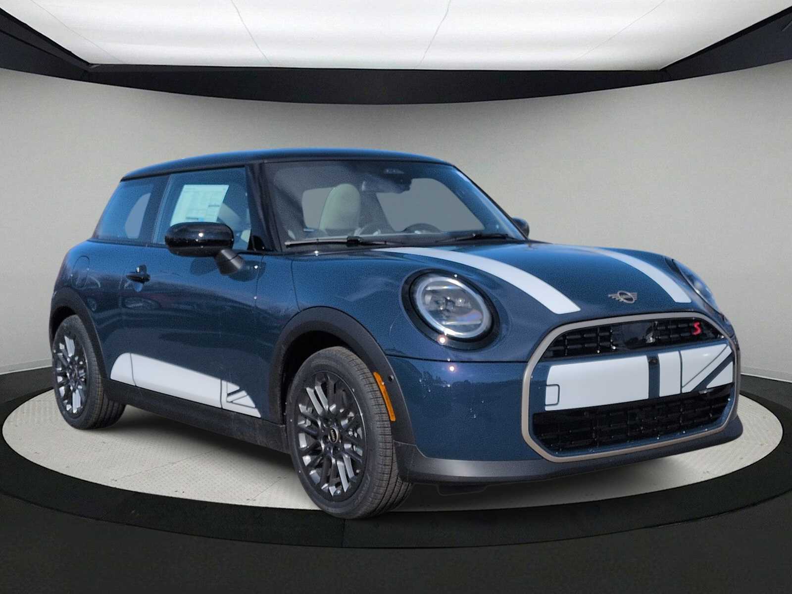 Thumbnail: 2026 MINI Cooper Hardtop - 2