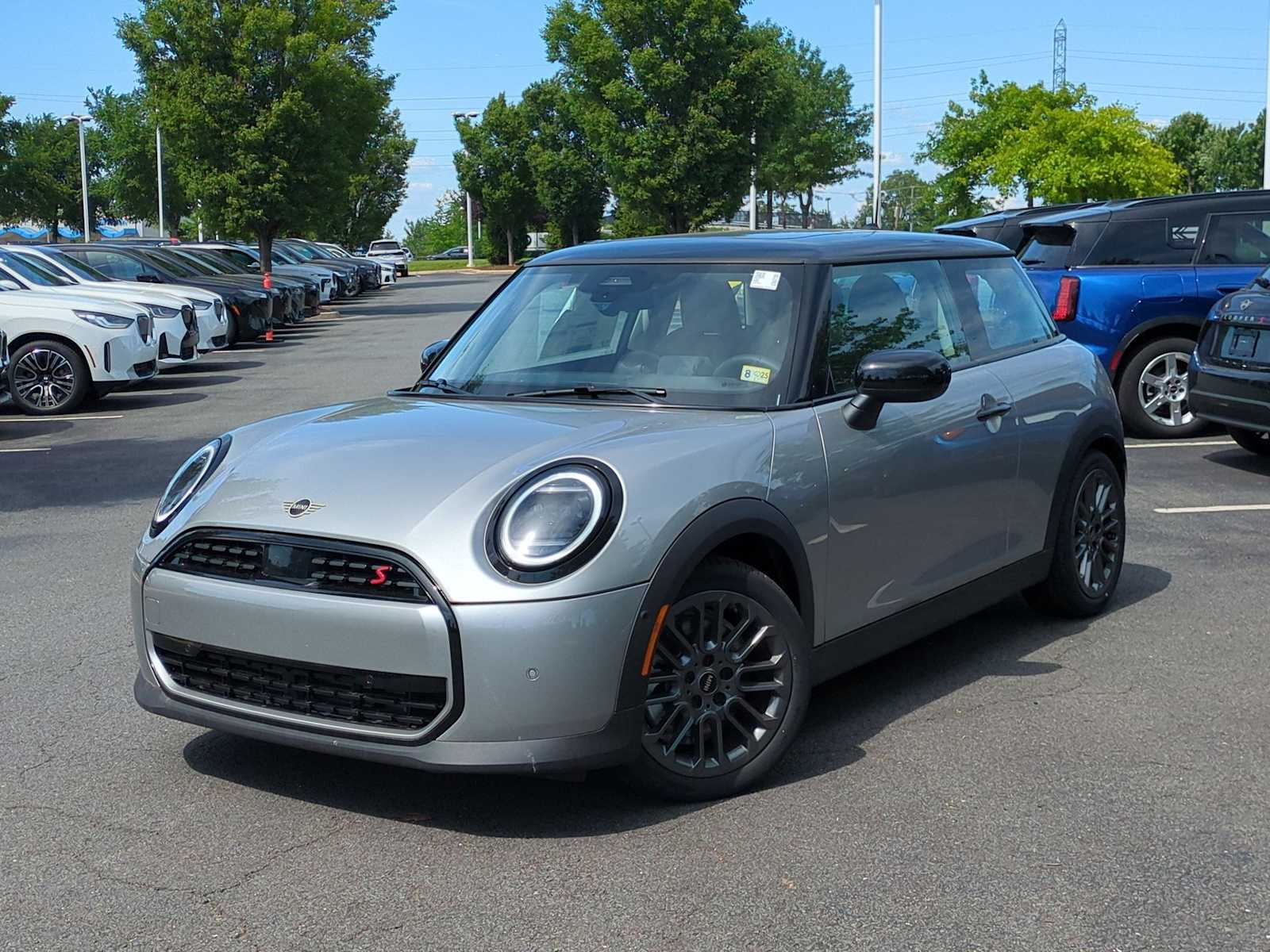 2025 MINI Cooper Hardtop S -
                  Sterling, VA