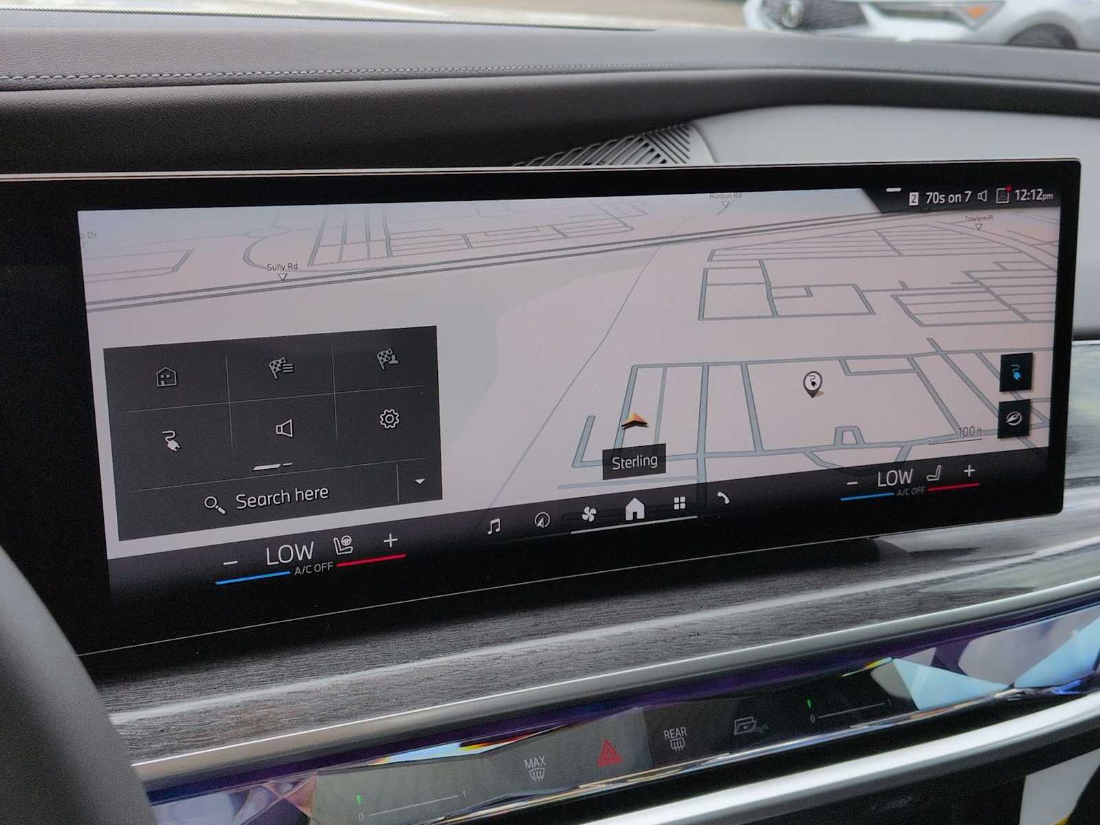 Thumbnail: 2025 BMW i7 - 31