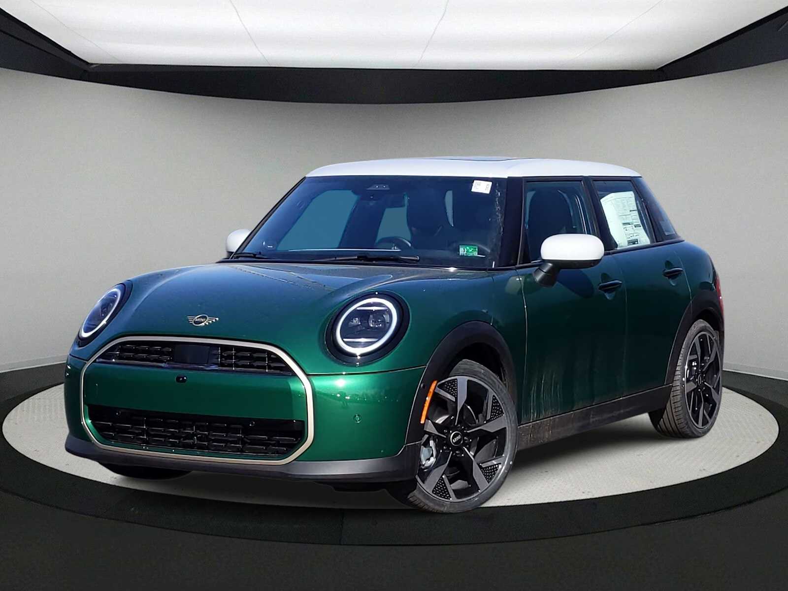Thumbnail: 2025 MINI Cooper Hardtop - 1