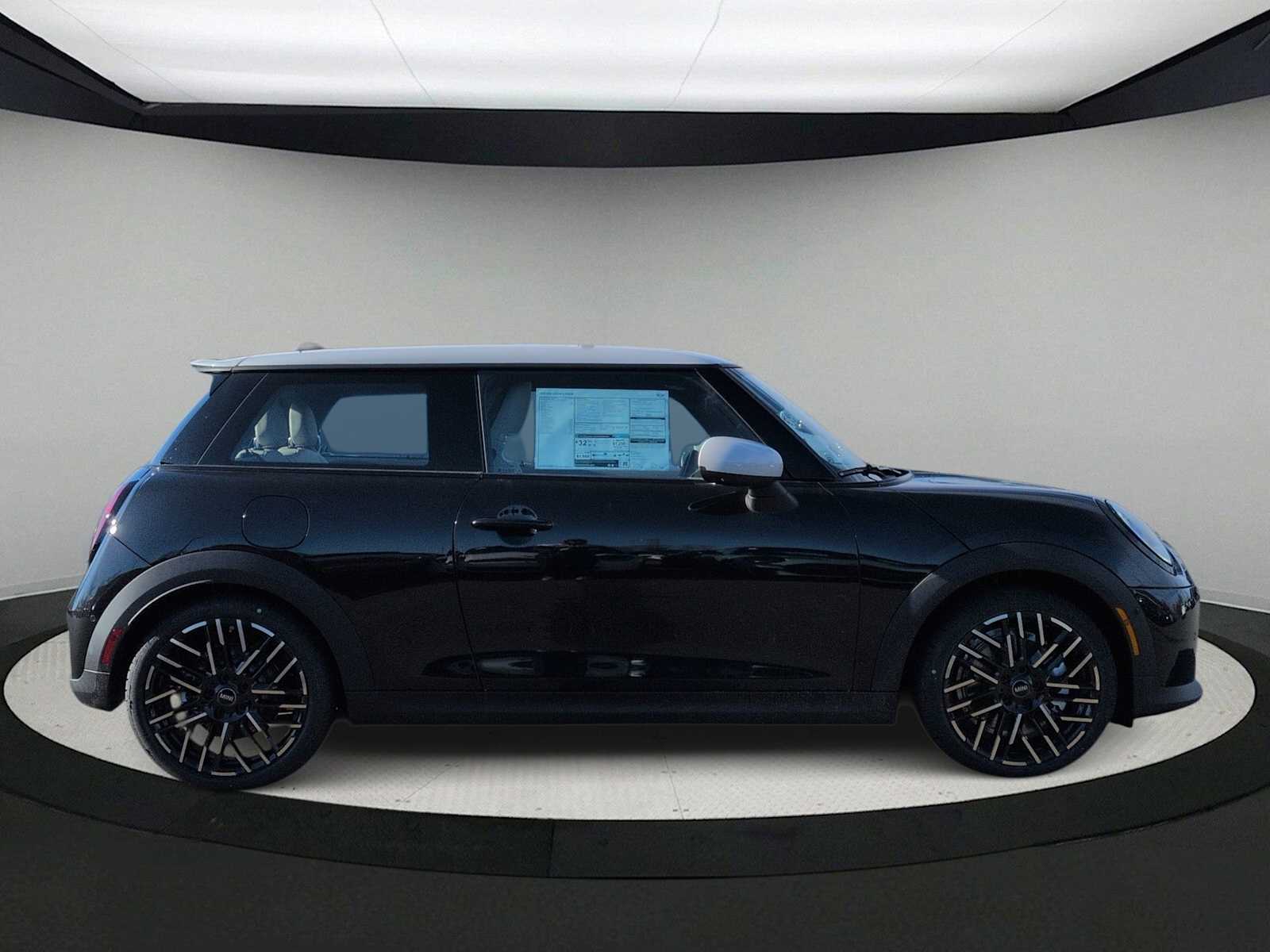 Thumbnail: 2026 MINI Cooper Hardtop - 9