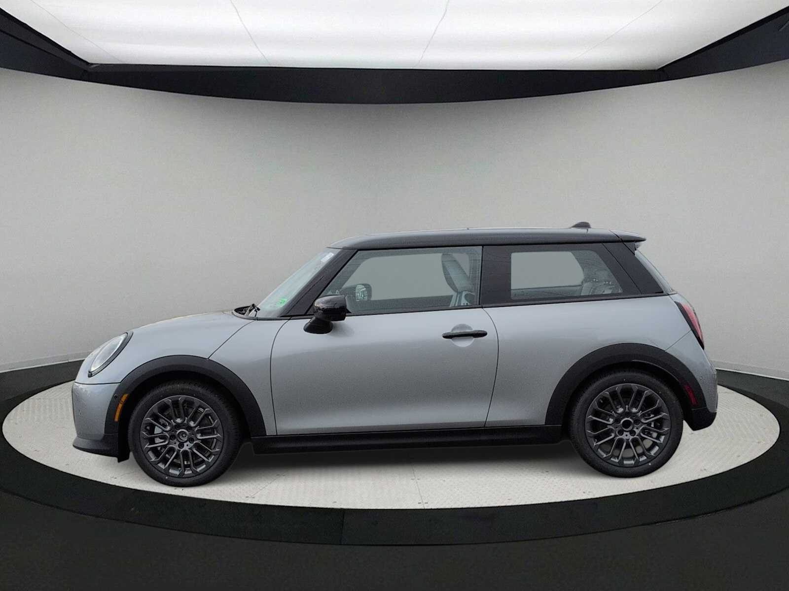 Thumbnail: 2026 MINI Cooper Hardtop - 5