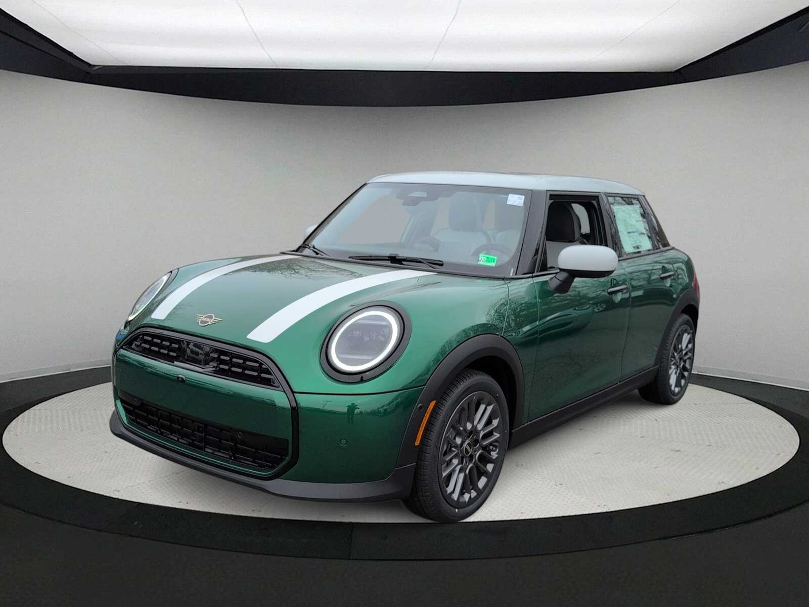 Thumbnail: 2026 MINI Cooper Hardtop - 4