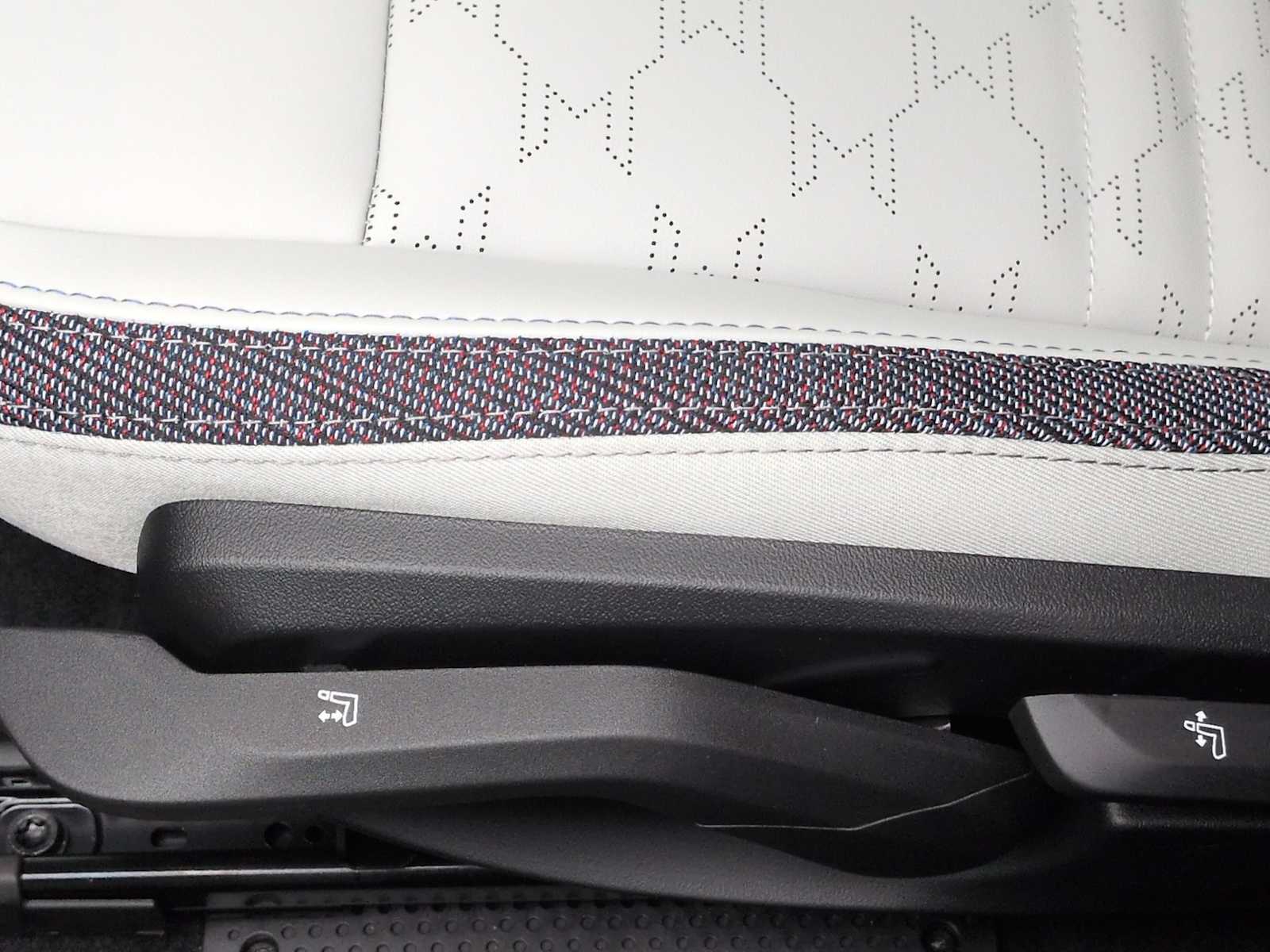 Thumbnail: 2026 MINI Cooper Hardtop - 18