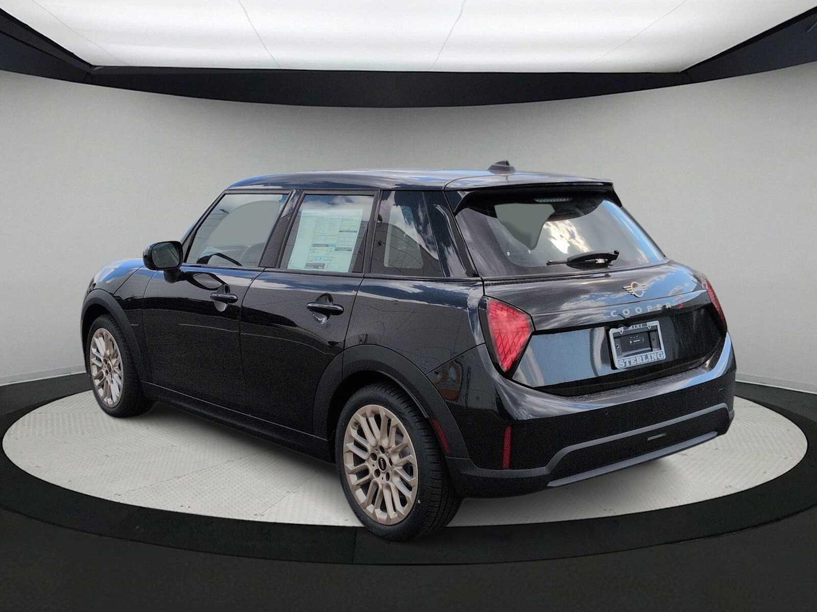 Thumbnail: 2026 MINI Cooper Hardtop - 6