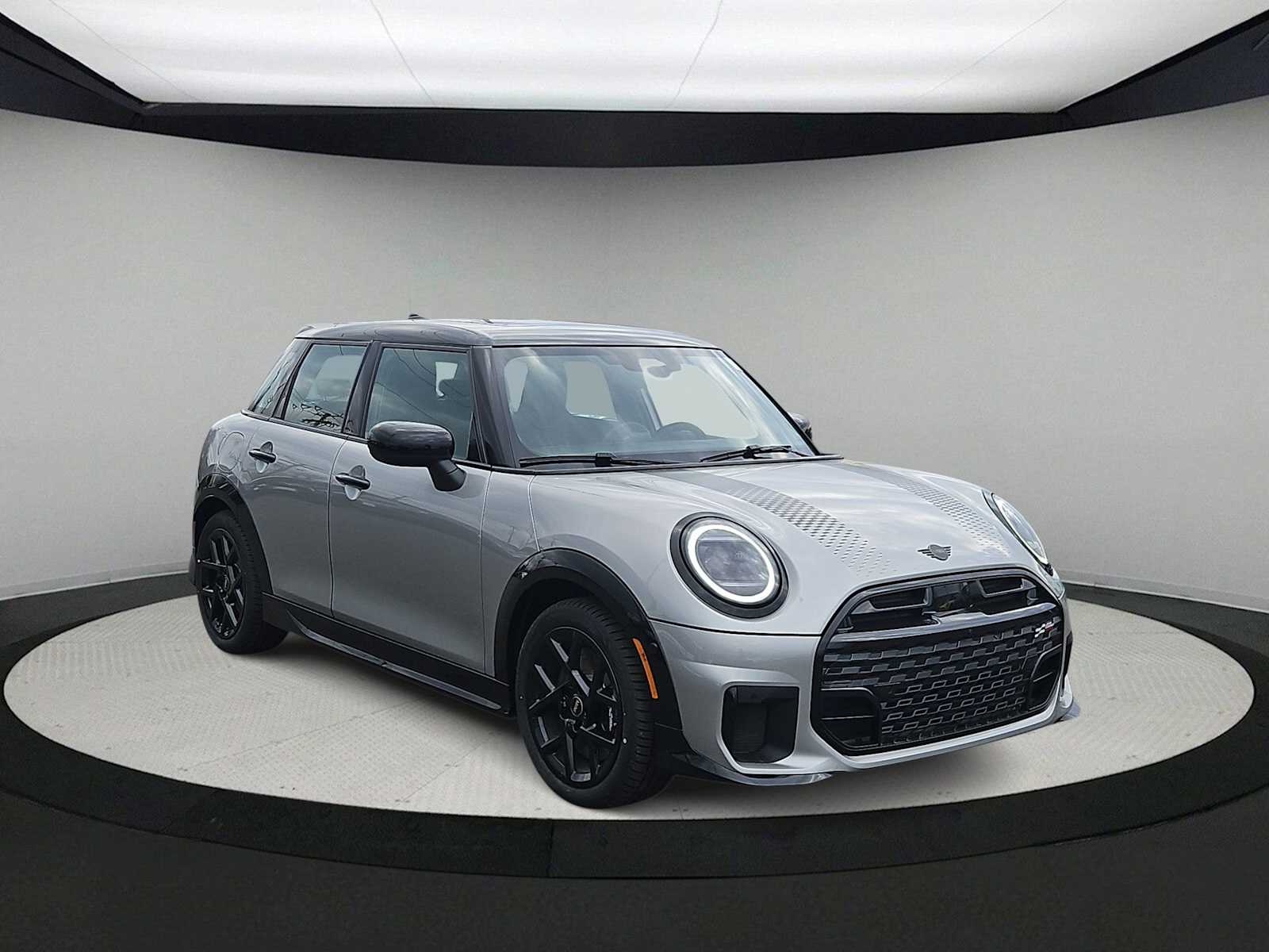 Thumbnail: 2026 MINI Cooper Hardtop - 2