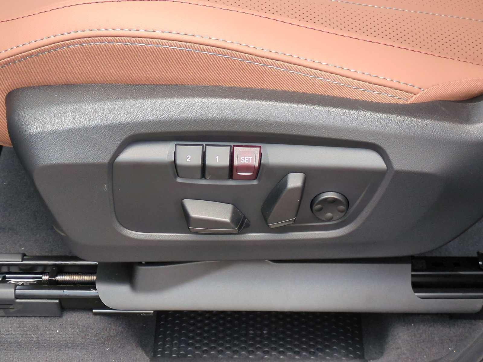 Thumbnail: 2025 MINI Cooper Countryman - 17