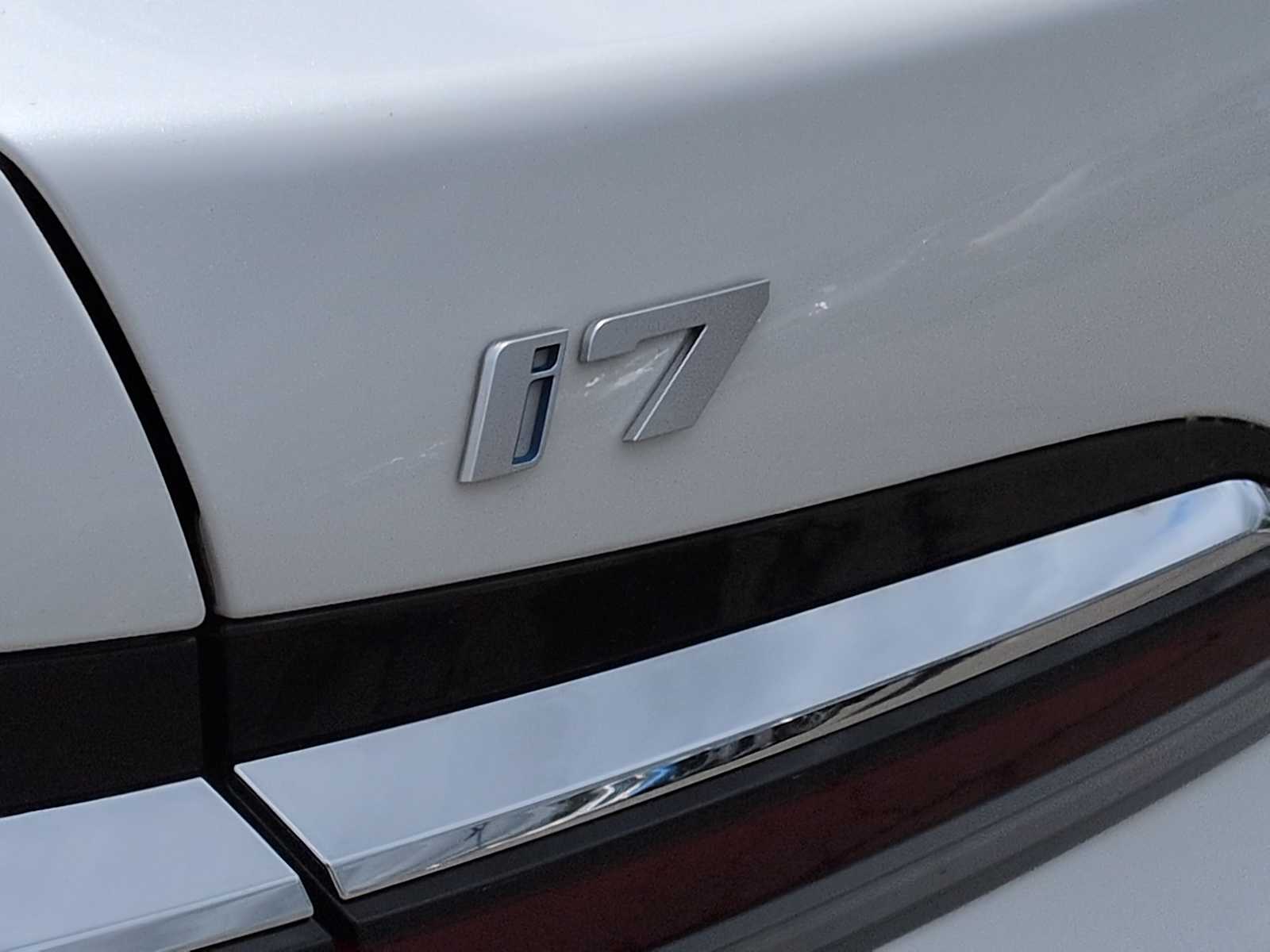 Thumbnail: 2025 BMW i7 - 13