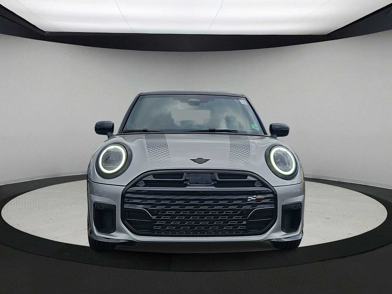 Thumbnail: 2026 MINI Cooper Hardtop - 3