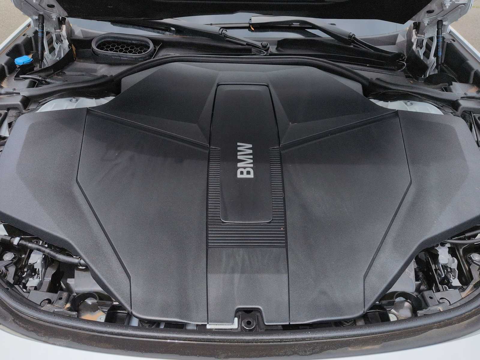 Thumbnail: 2025 BMW i7 - 15