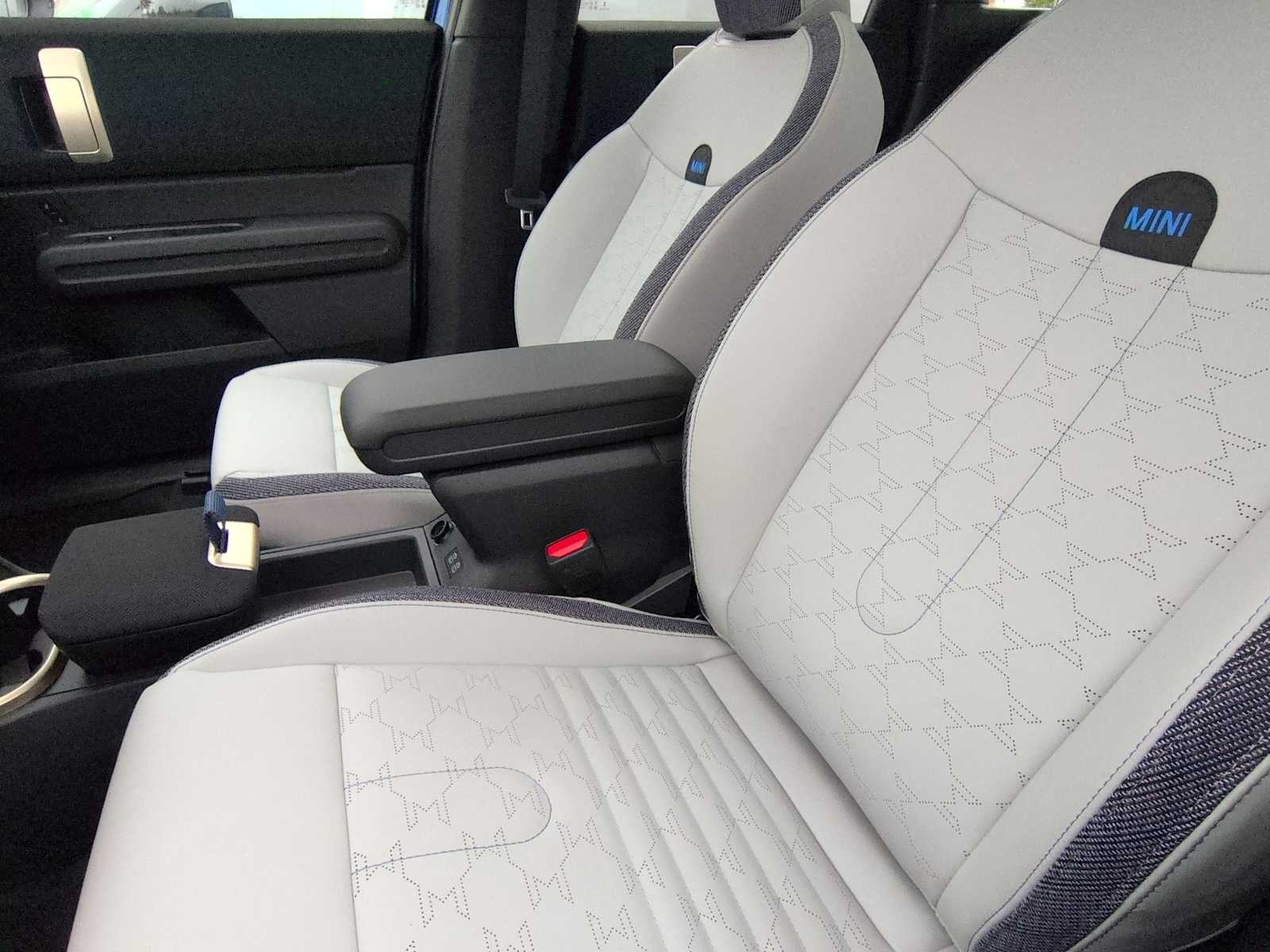 Thumbnail: 2026 MINI Cooper Countryman - 17