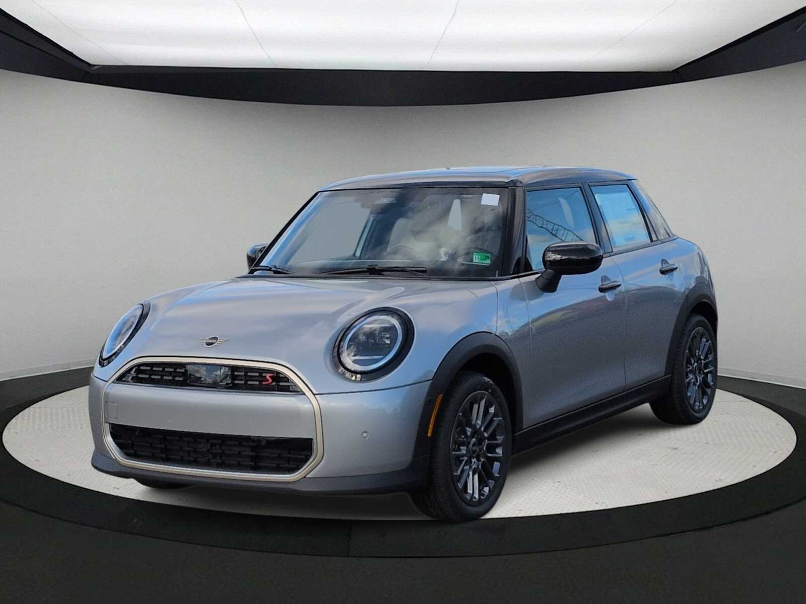 Thumbnail: 2026 MINI Cooper Hardtop - 4