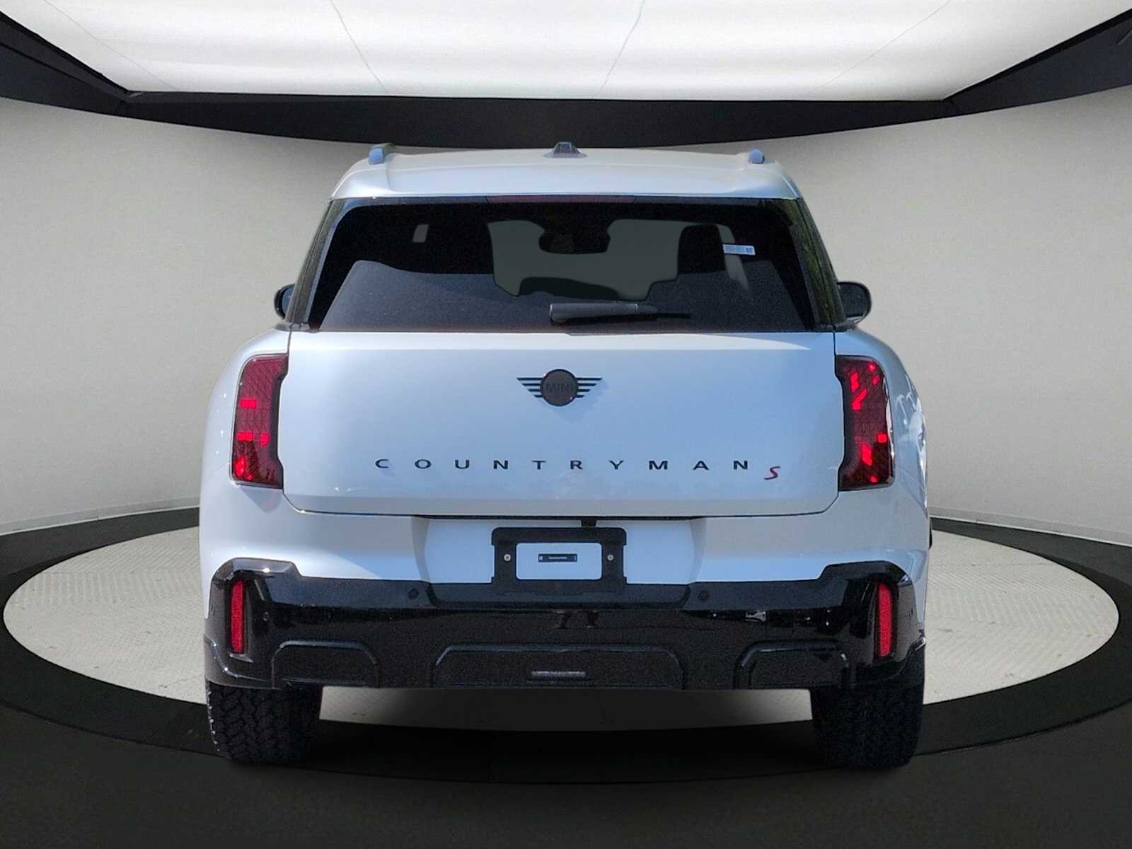 Thumbnail: 2027 MINI Cooper Countryman - 7