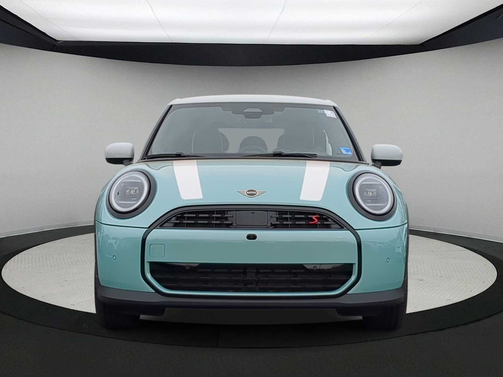 Thumbnail: 2026 MINI Cooper Hardtop - 3