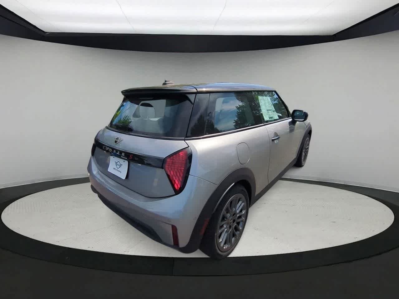 Thumbnail: 2025 MINI Cooper Hardtop - 8